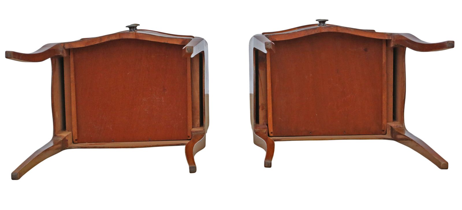 Vintage Retro Pair Of Walnut And Chestnut Bedside Tables – Warm Colour, Fine Quality photo vinterior
