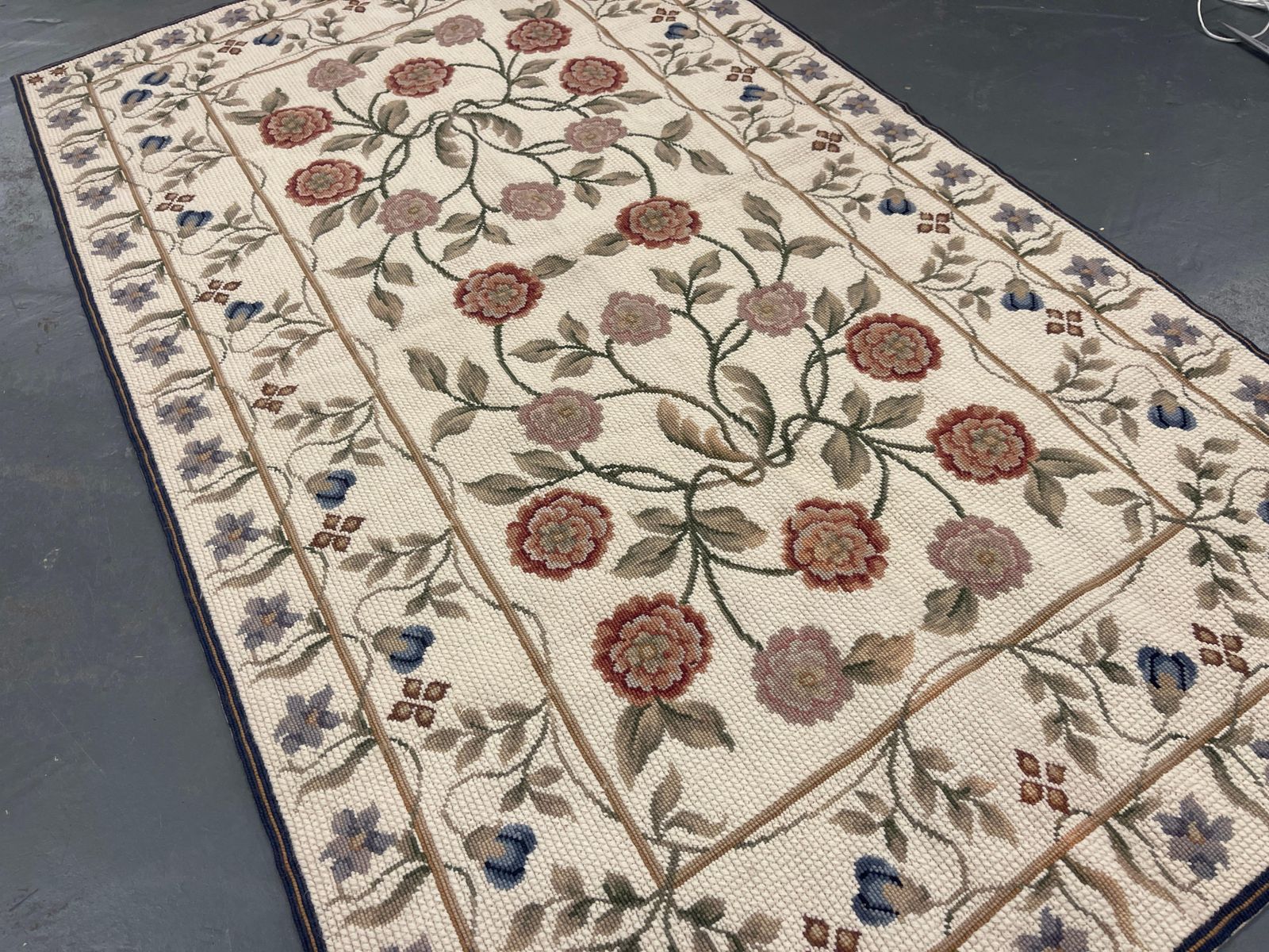 Traditional Beige Carpet Aubusson Rug Floral Handwoven Wool Needlepoint Rug photo furniture