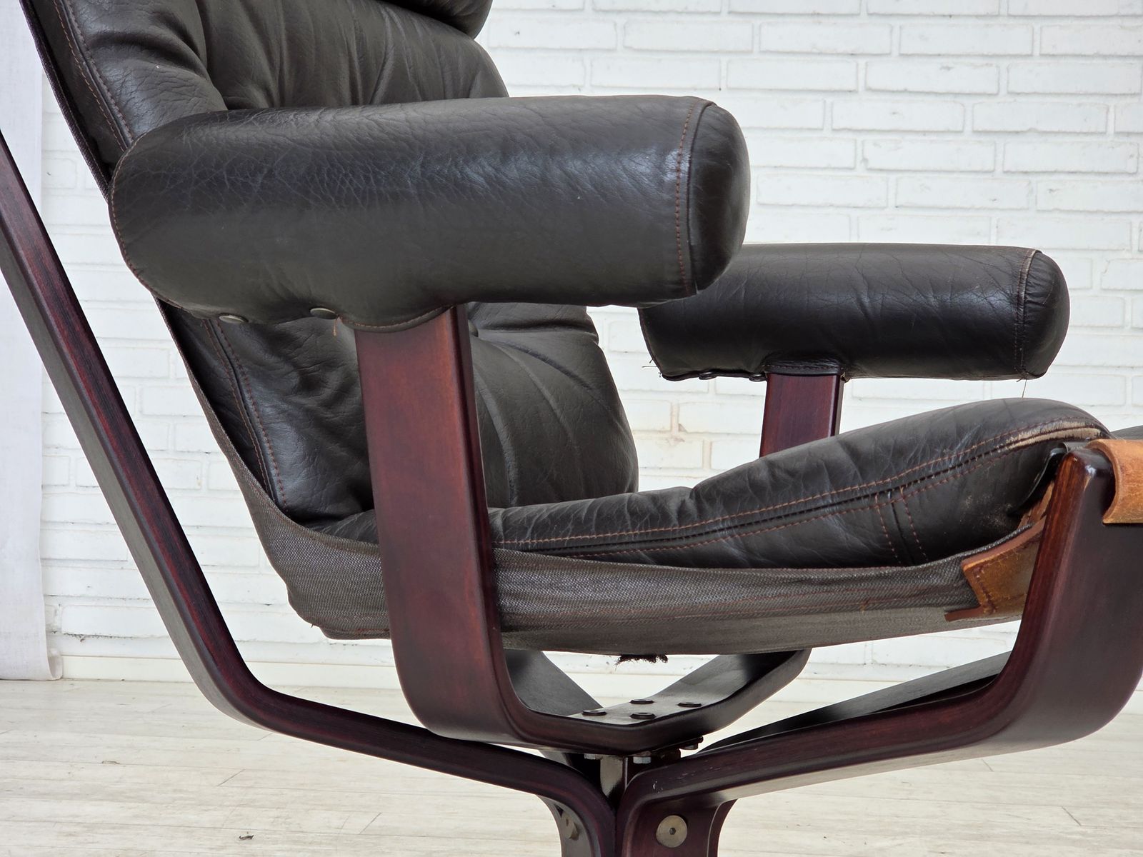 Furniture 1970s, Norwegian Design By Sigurd Ressel, Lounge Chair Model "Falcon". photo