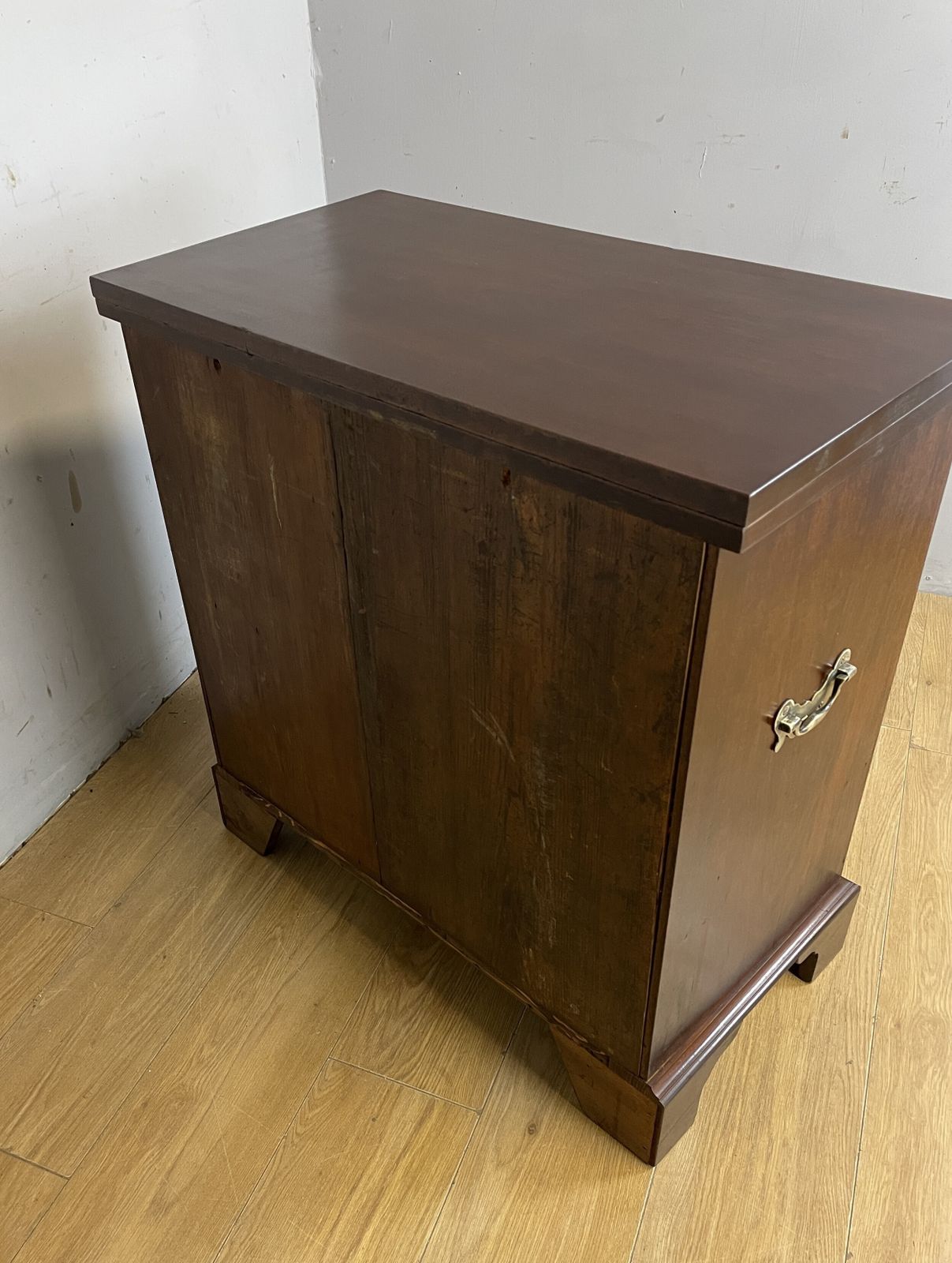 985.0 C19th Small Mahogany Bachelors Chest On Bracket Feet photo