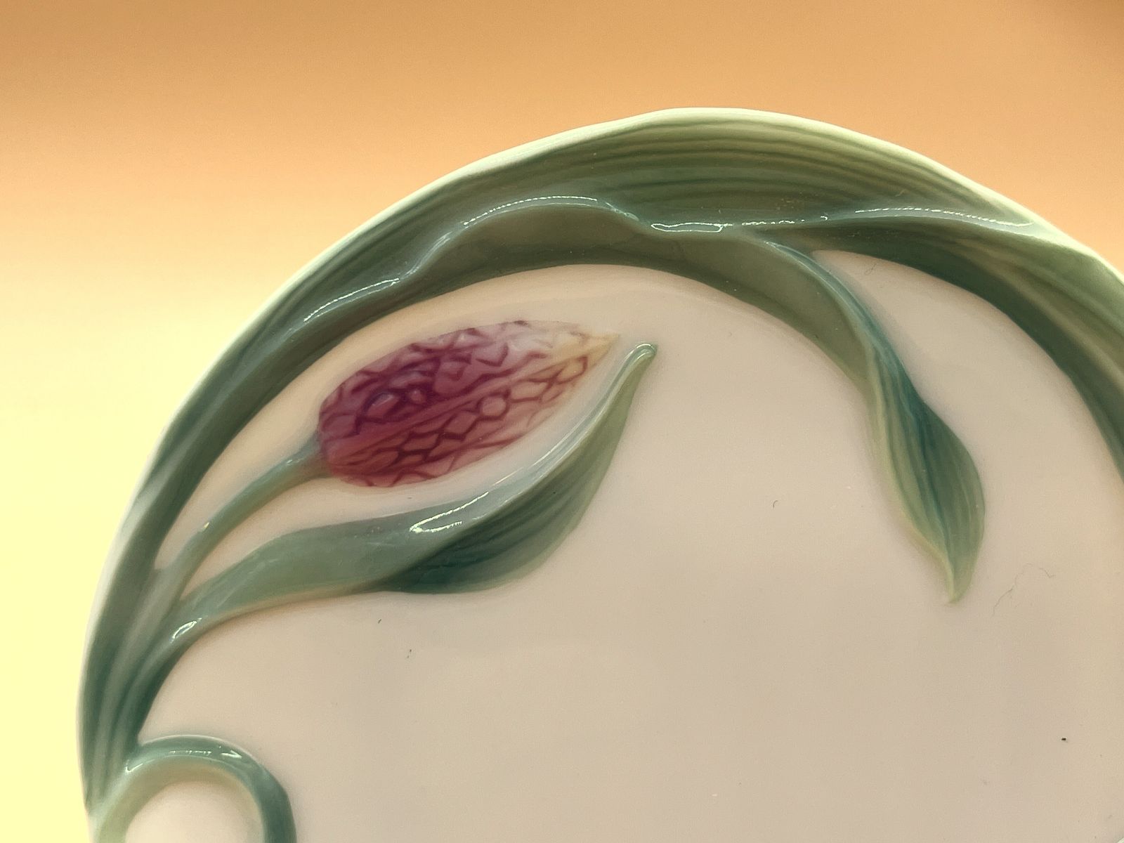 Franz Porcelain Fritillary Design Tea Cup And Saucer Set. Fz00795. photo Home Decor