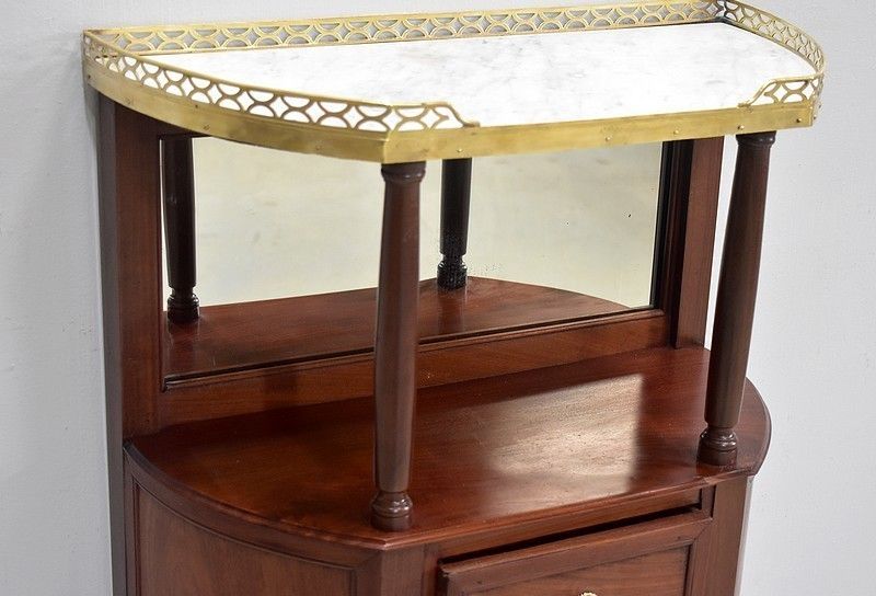 Small Piece Of Furniture Between Half Moon , 18th photo buy