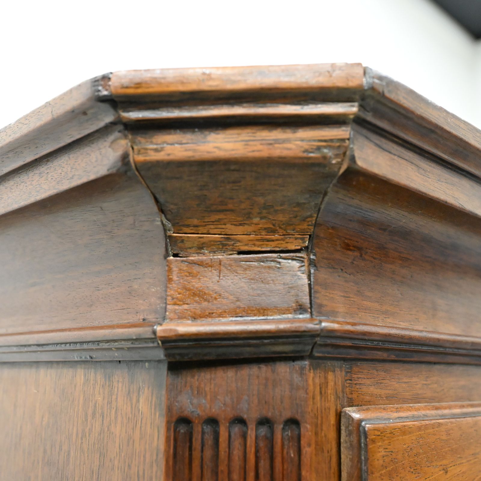 photo vintage English Georgian Raised Chest Of Drawers Mahogany Cabriole Legs Free Delivery*