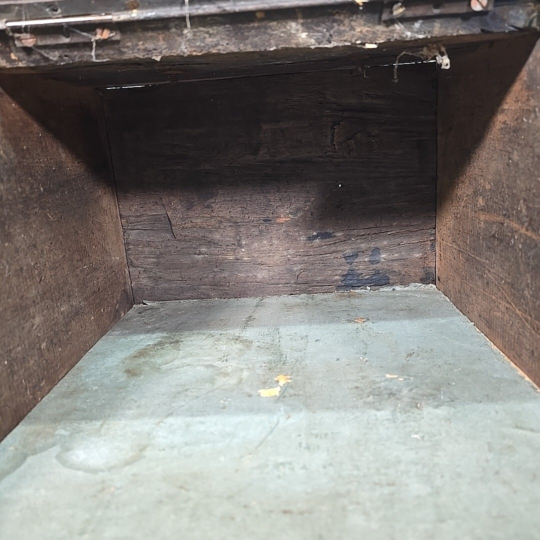 photo vintage Antique Edwardian Coal Scuttle Box Wooden Fireside Carved Storage Brass Retro