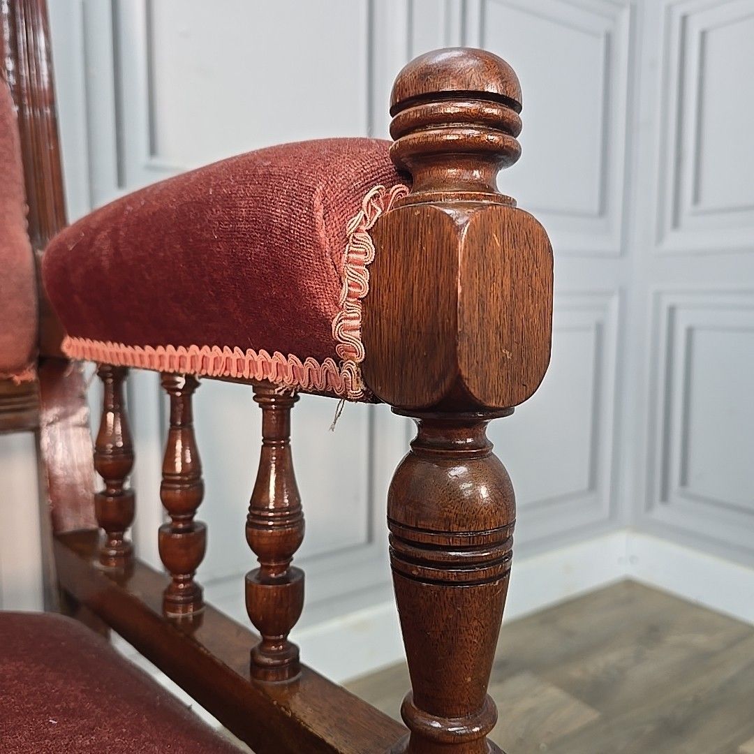 photo vinterior Antique Upholstered Armchair – Carved Mahogany Frame – Velvet Chair Edwardian