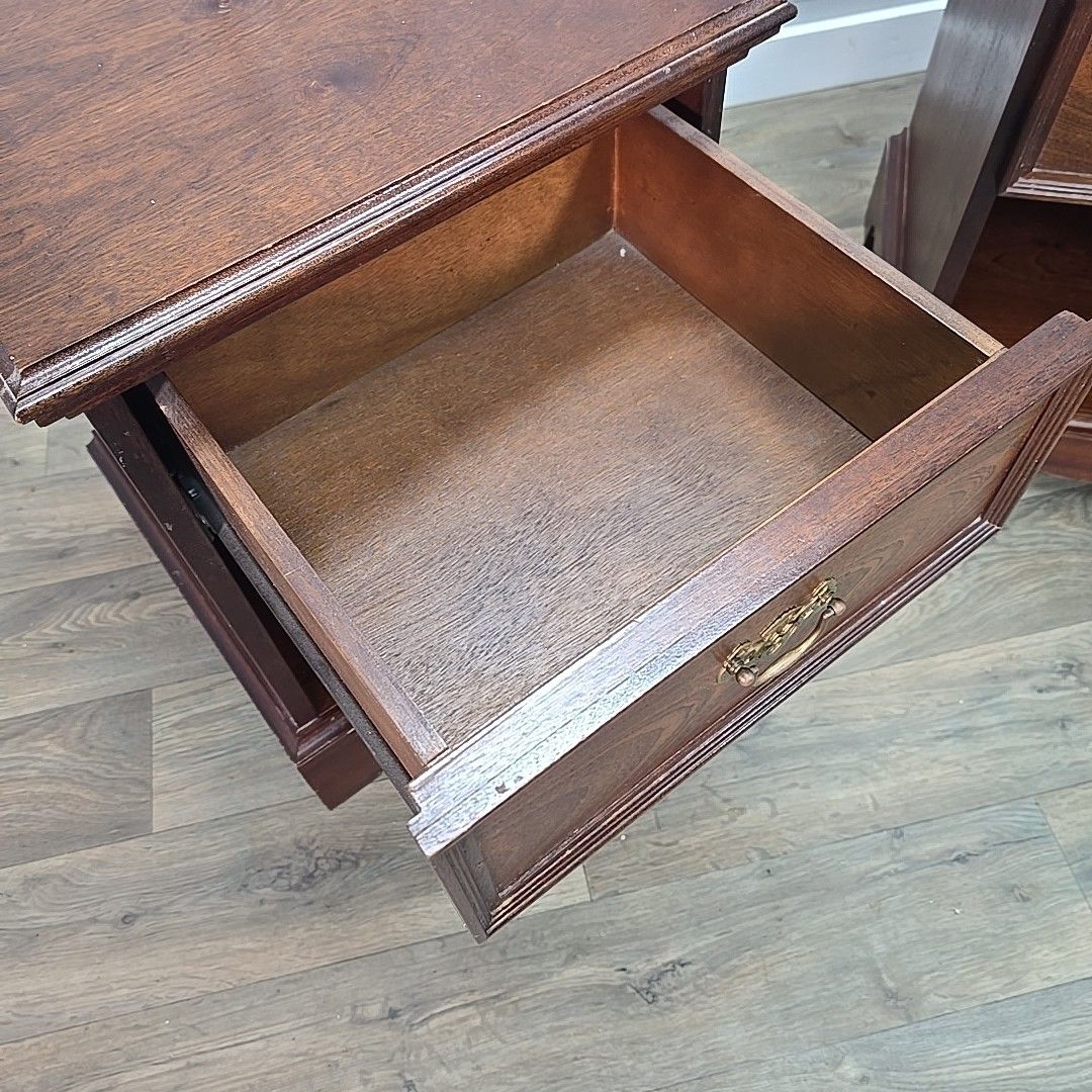 photo vinterior Antique Georgian Style Cabinets Pair Bedside Cupboard Tables Night Stands