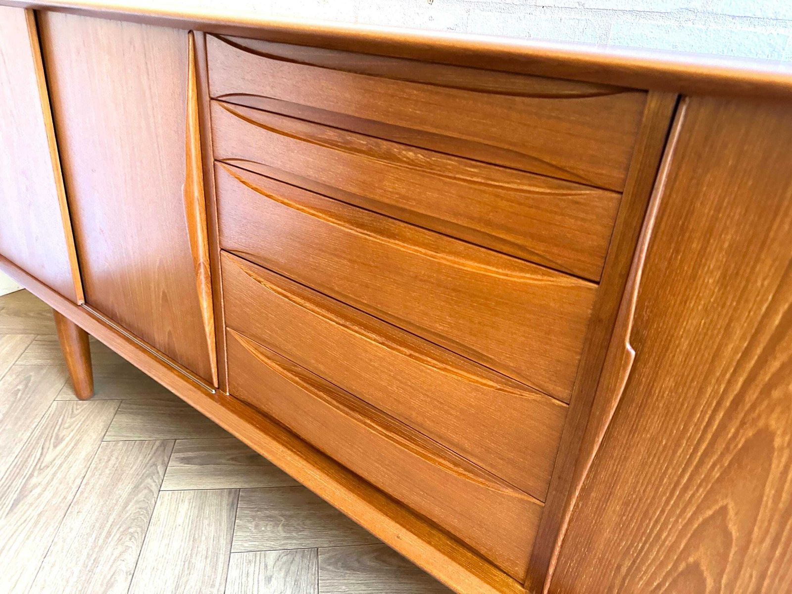 photo furniture Arne Vodder Teak Sideboard Credenza Model 7738 Mid Century Vintage 1960s Skovby