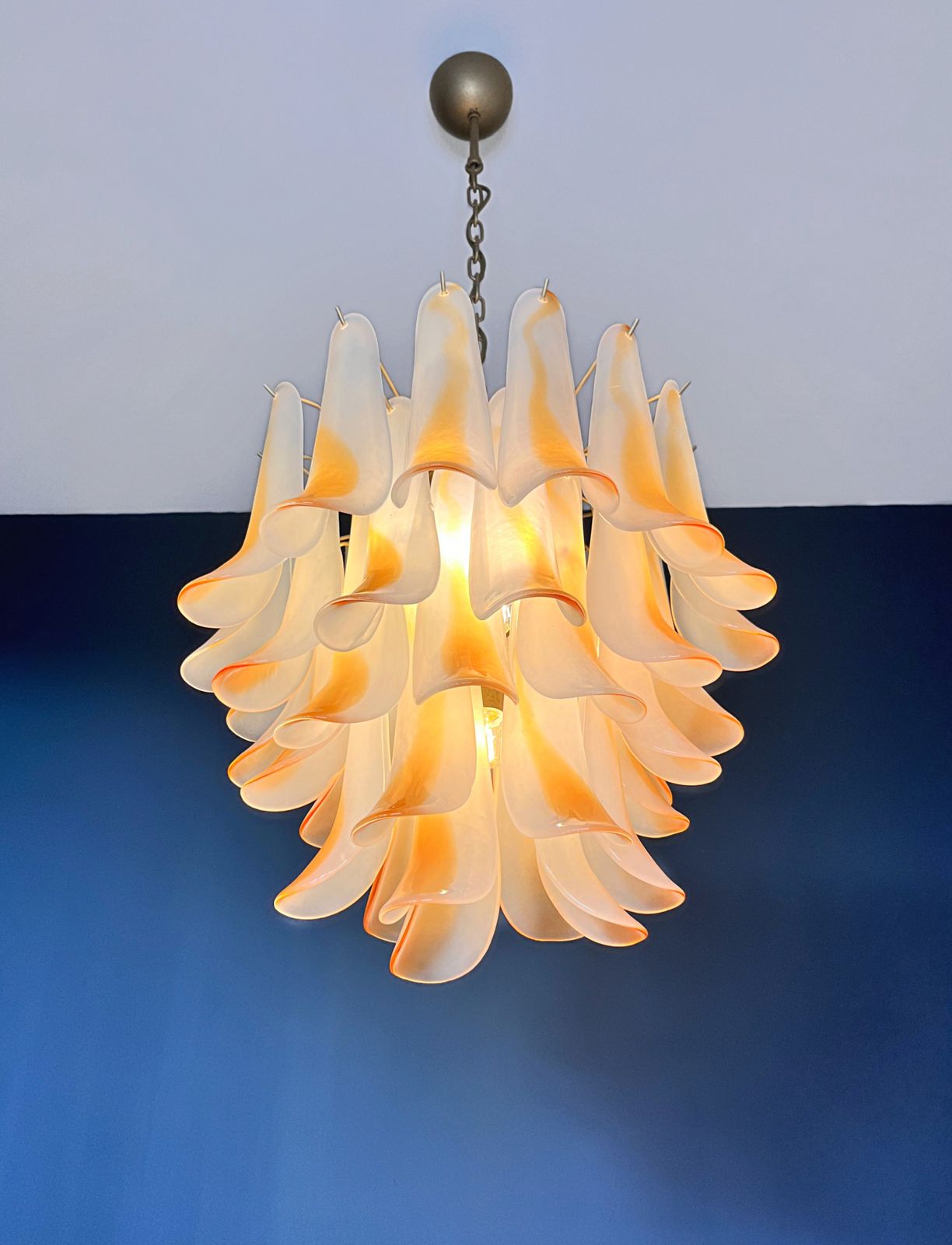 photo vinterior Italian Vintage Murano Chandelier   41 Acid Etched Amber Glass Petals