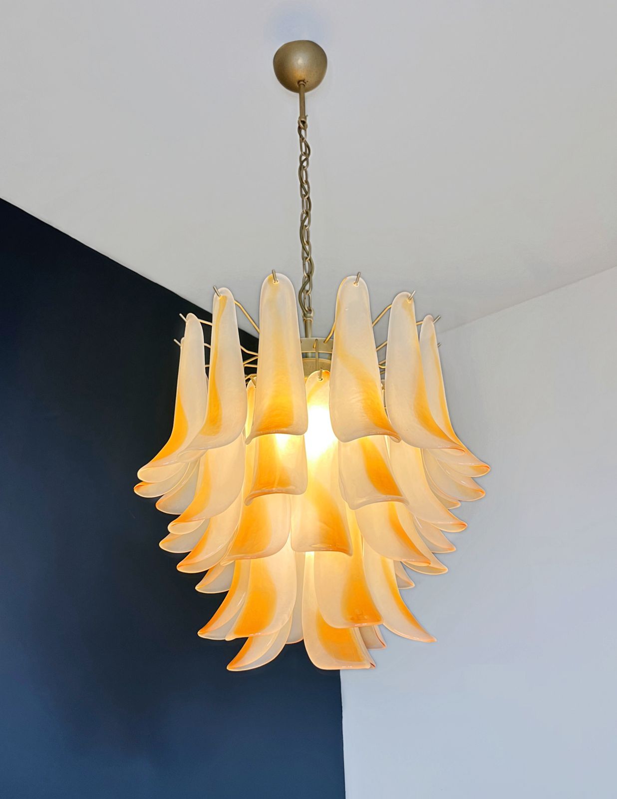 photo vintage Italian Vintage Murano Chandelier   41 Acid Etched Amber Glass Petals