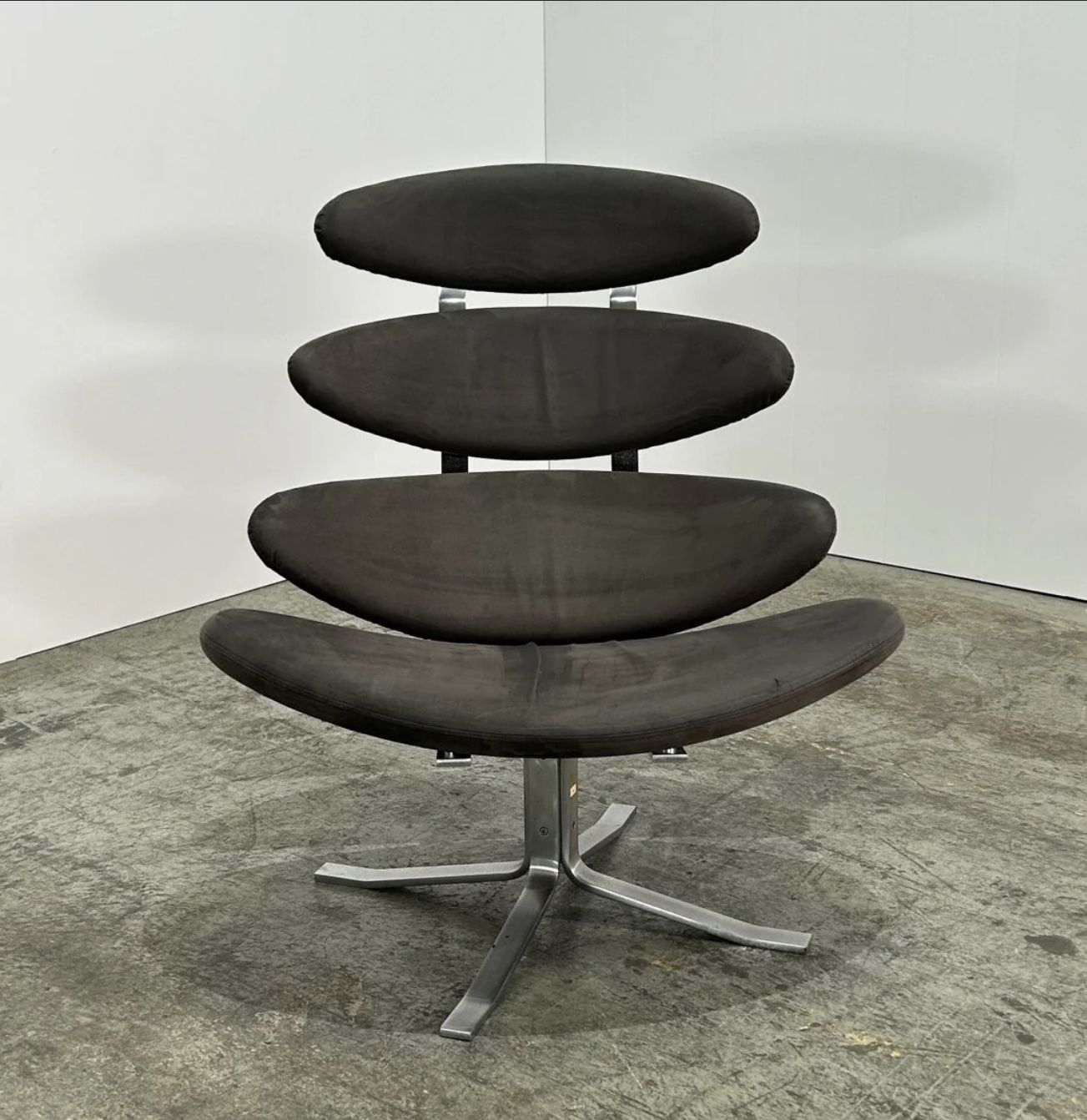 Erik Jørgensen Ej 5 Corona Chair By Poul M. Volther photo furniture