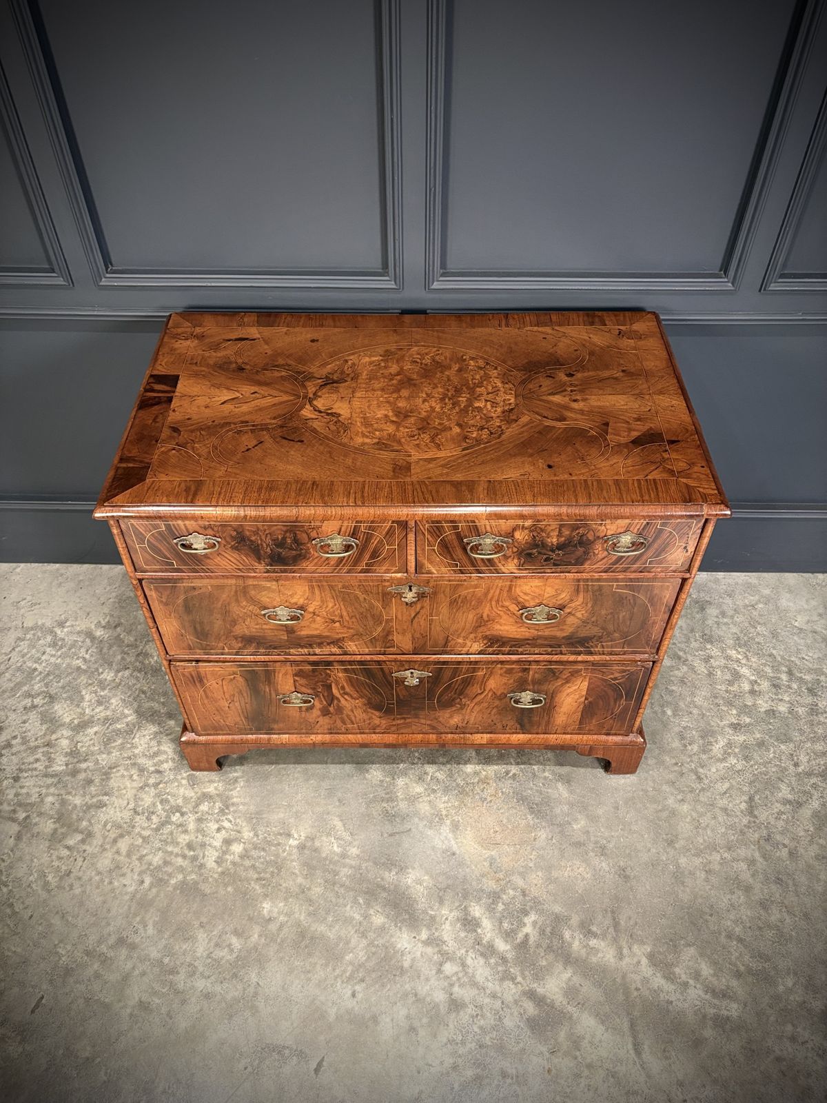 photo furniture William & Mary Inlaid Walnut Chest Of Drawers