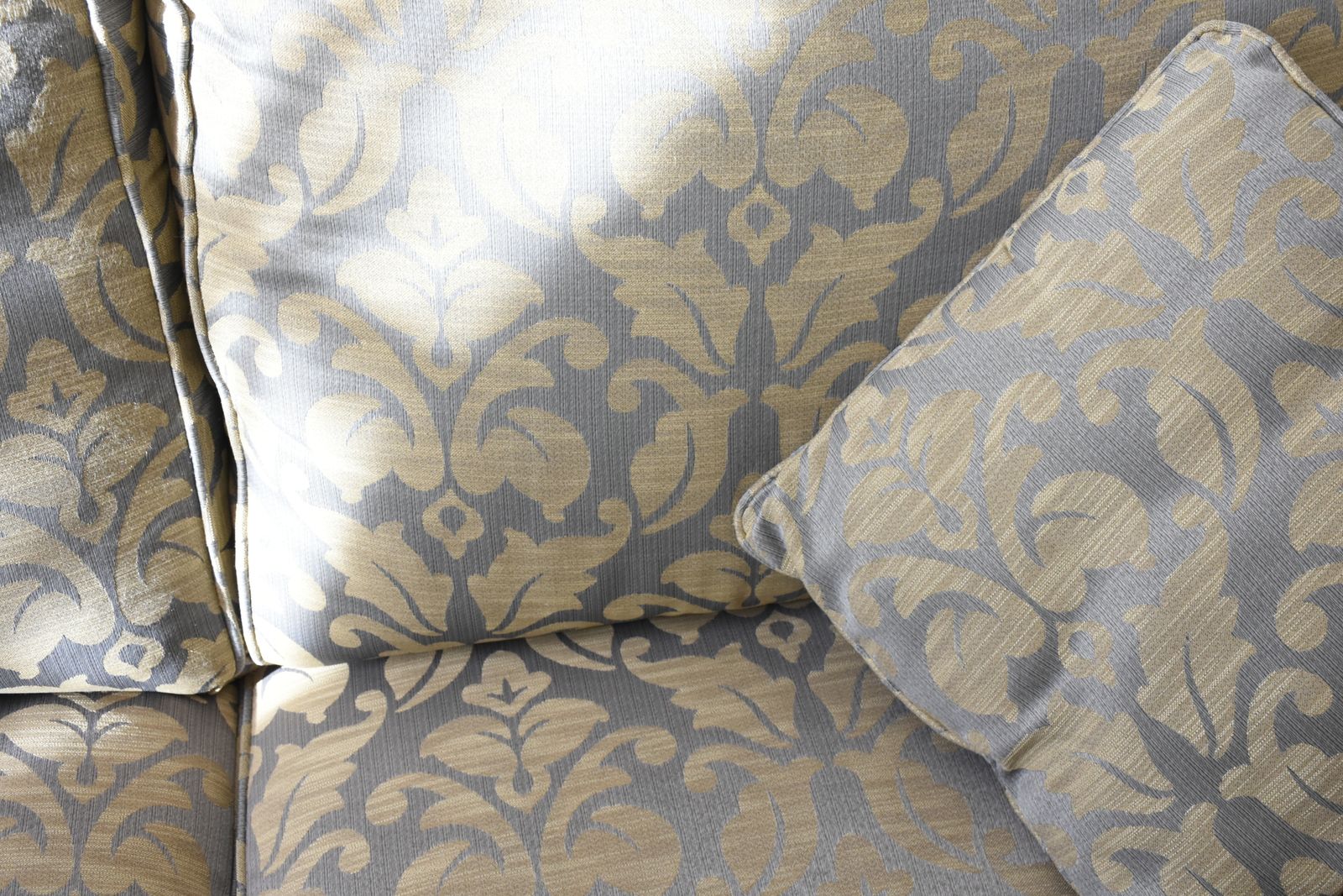 photo for sale Laura Ashley 2 Piece Suite