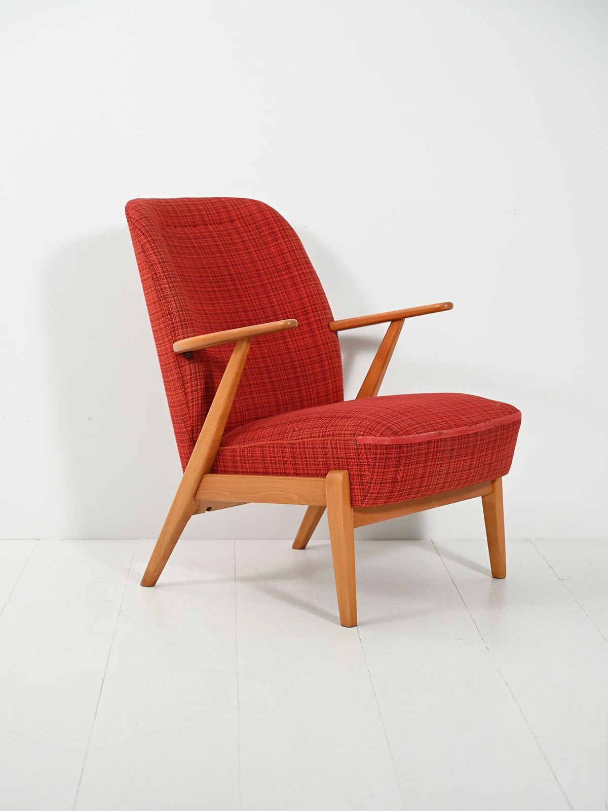 Scandinavische Fauteuil Ca. Jaren 1950 Met Rode Wollen Bekleding photo furniture