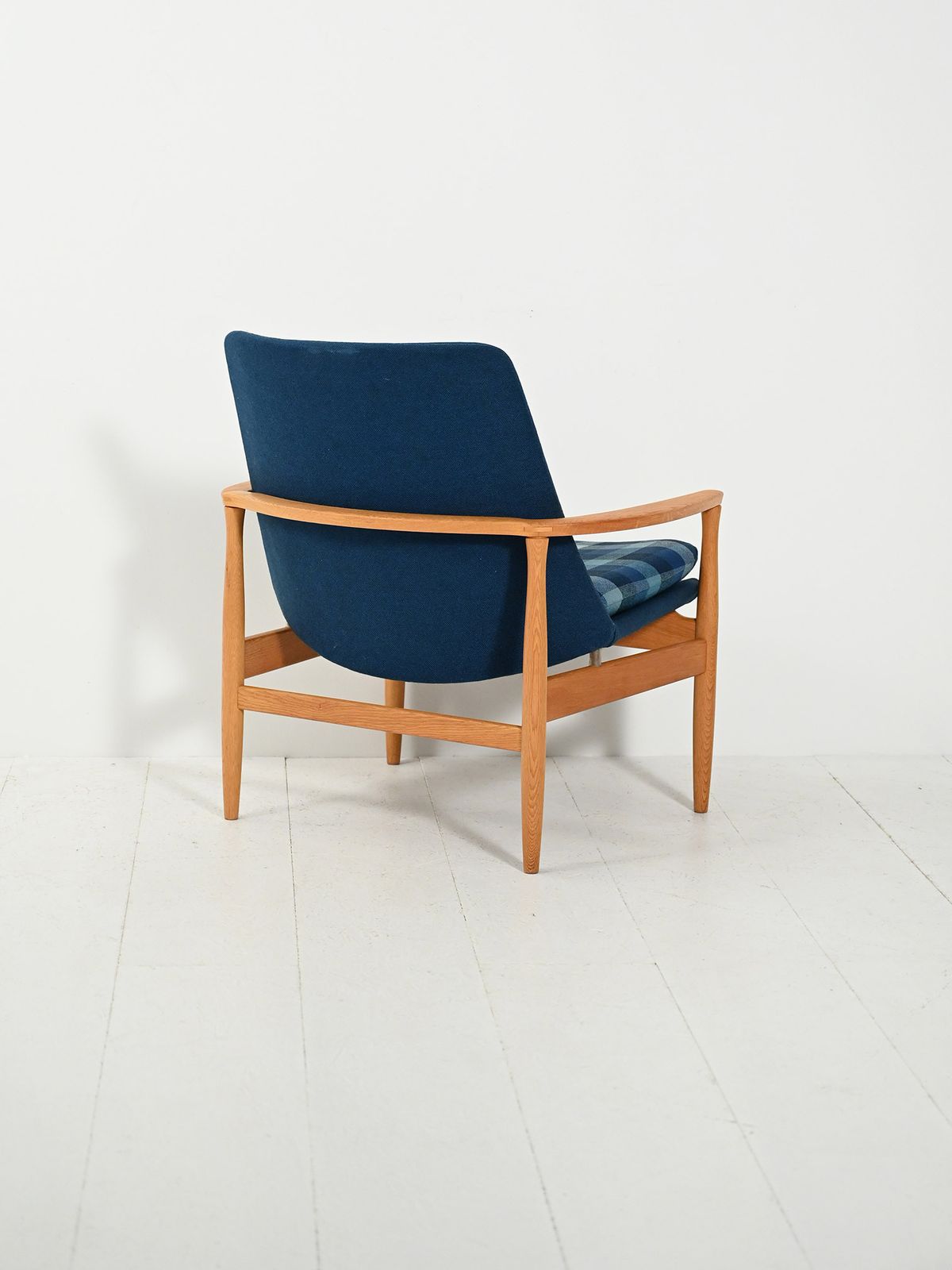 Scandinavian Armchair In Oak And Blue Wool photo for sale