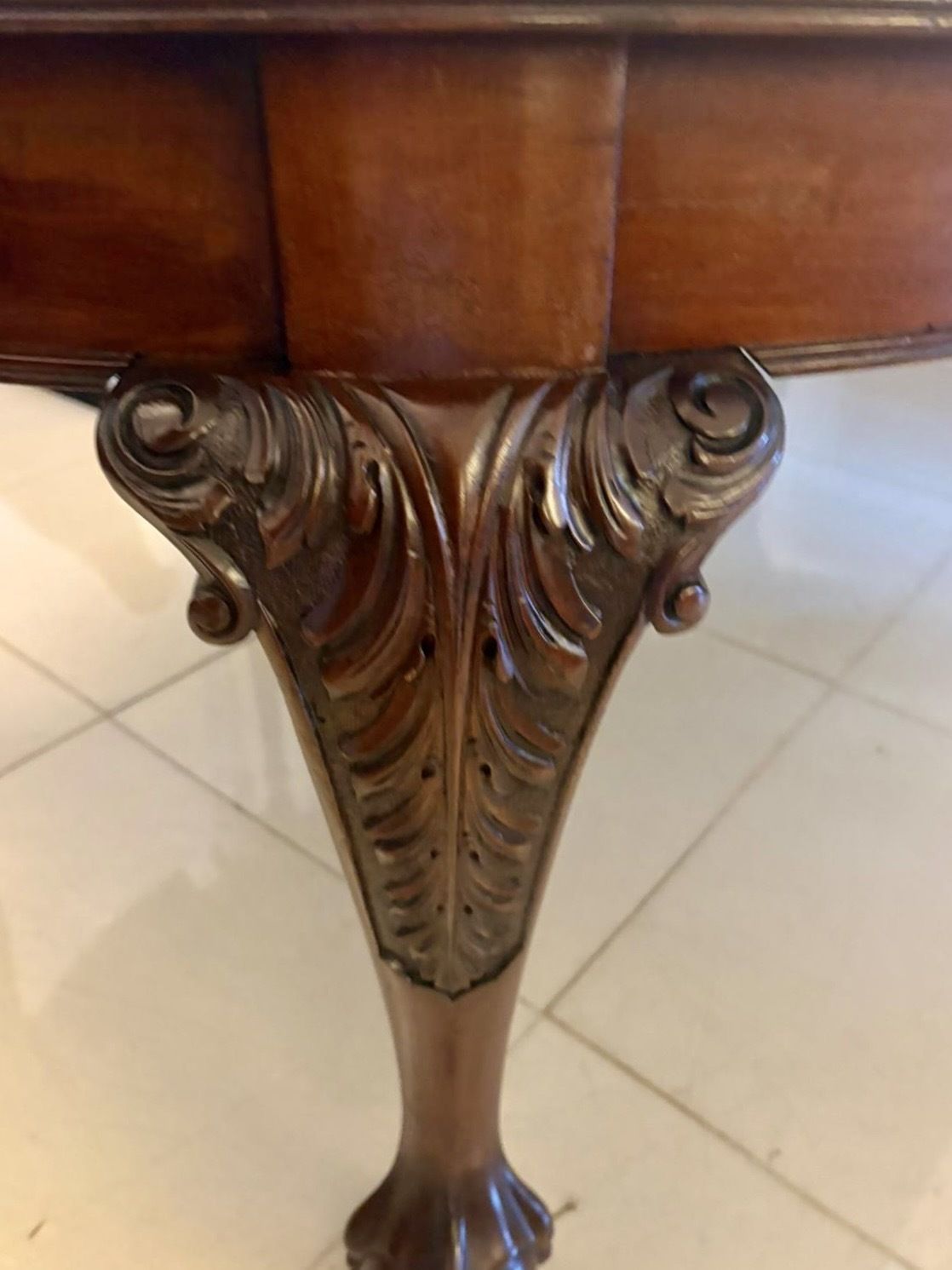 photo for sale Antique Quality 19th Century 10 Seater Figured Mahogany Extending Dining Table With Carved Claw And Ball Legs