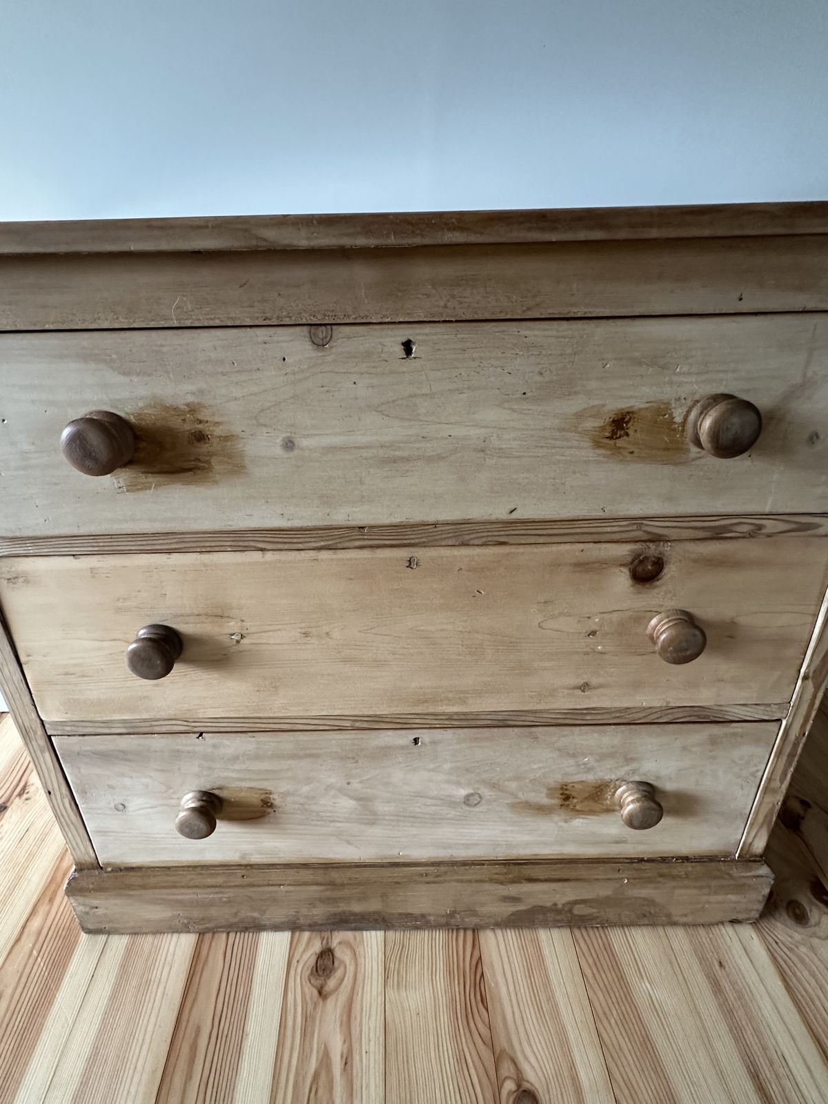 photo vinterior Victorian Pine Chest Of Drawers Solid Stripped Pine