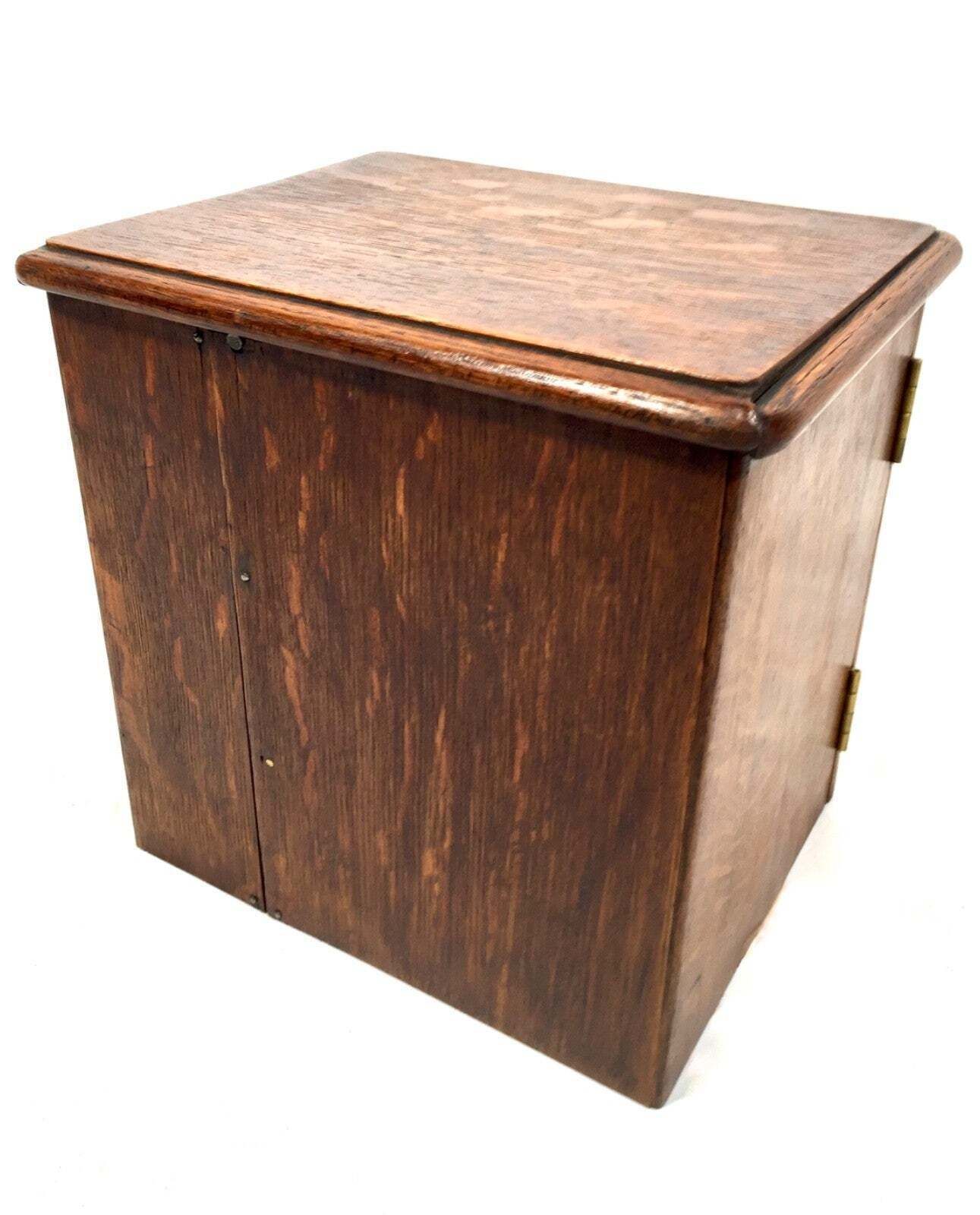 photo vintage Antique Wooden Oak & Glass Tabletop Cabinet / Drawers / Jewellery Box With Key