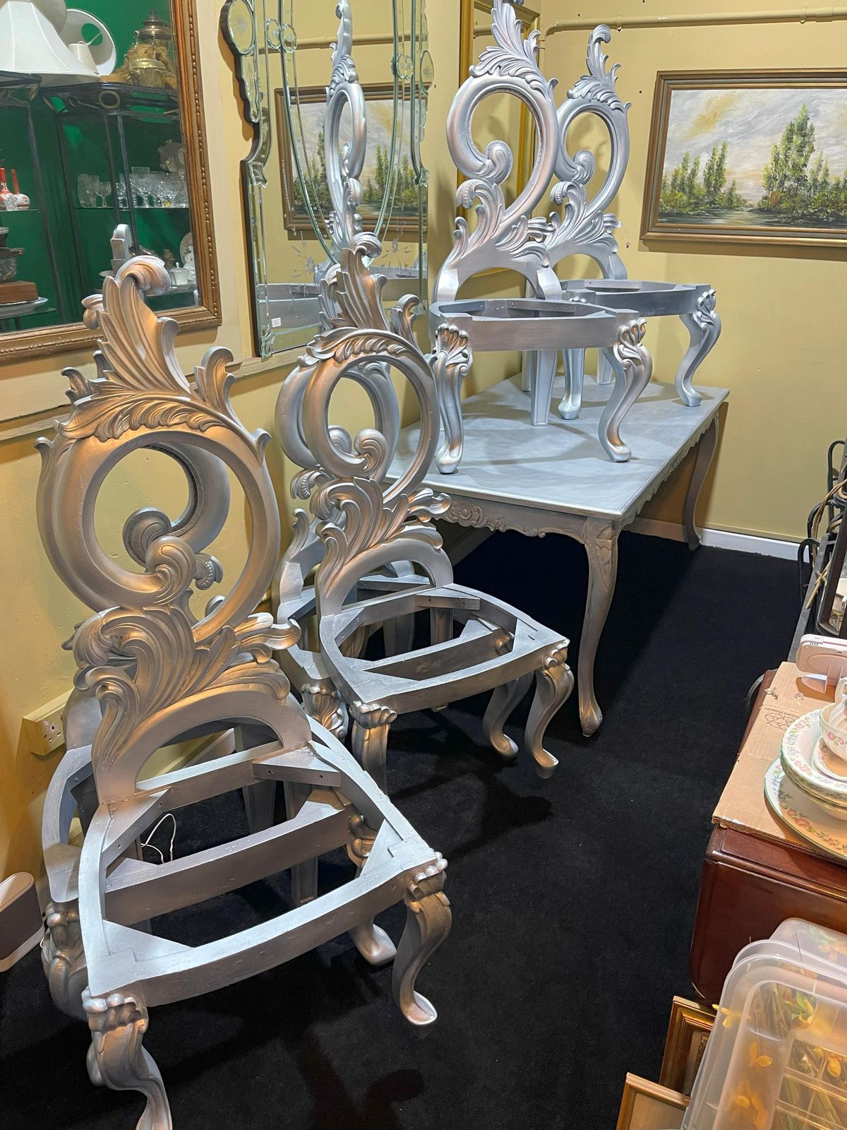 Harrison & Gil Style Silver Gilt Carved Dining Table And Six Chairs photo furniture