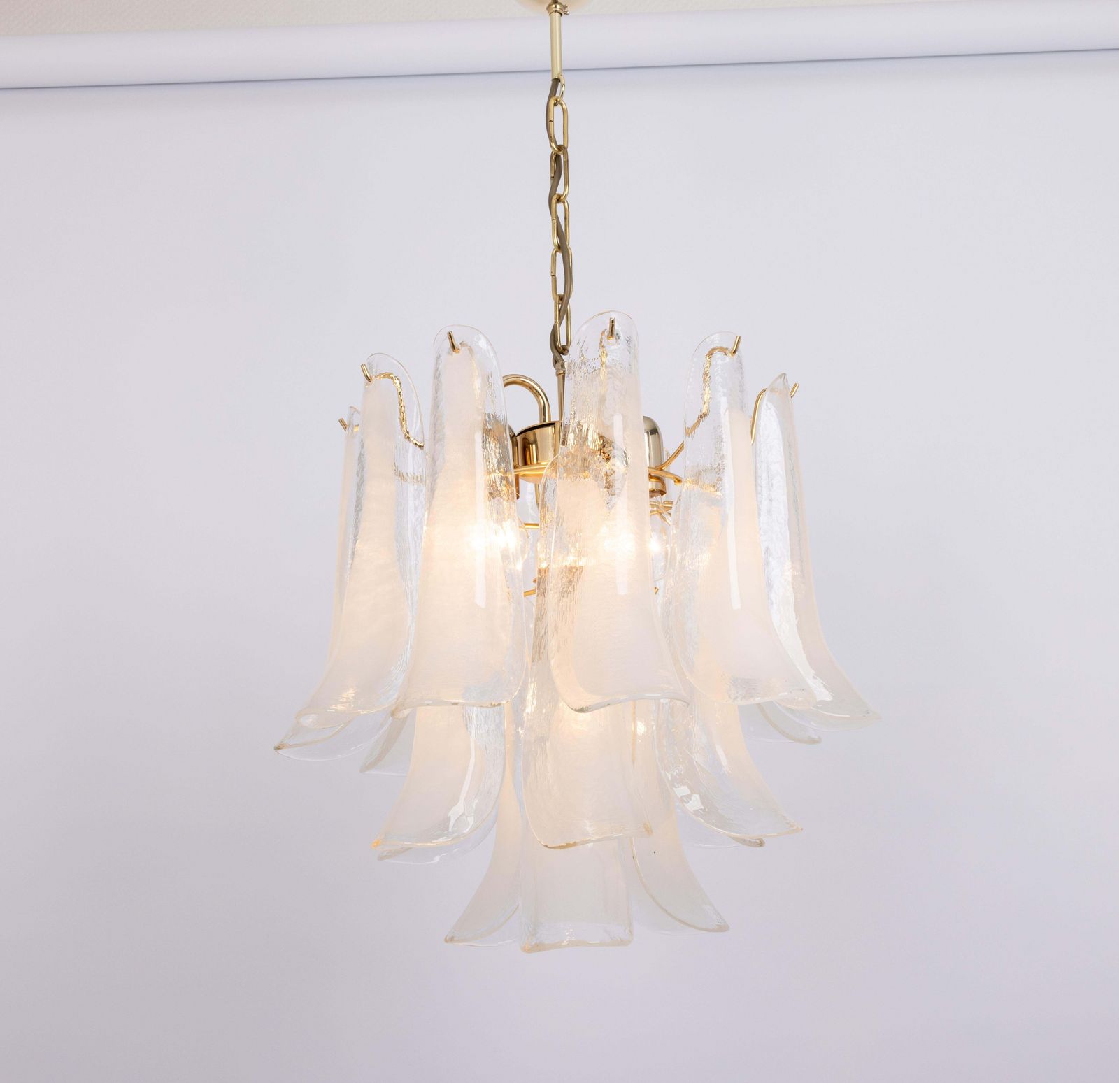 Stunning Large Murano Glass Petals Chandelier Italy, 1980s photo vintage