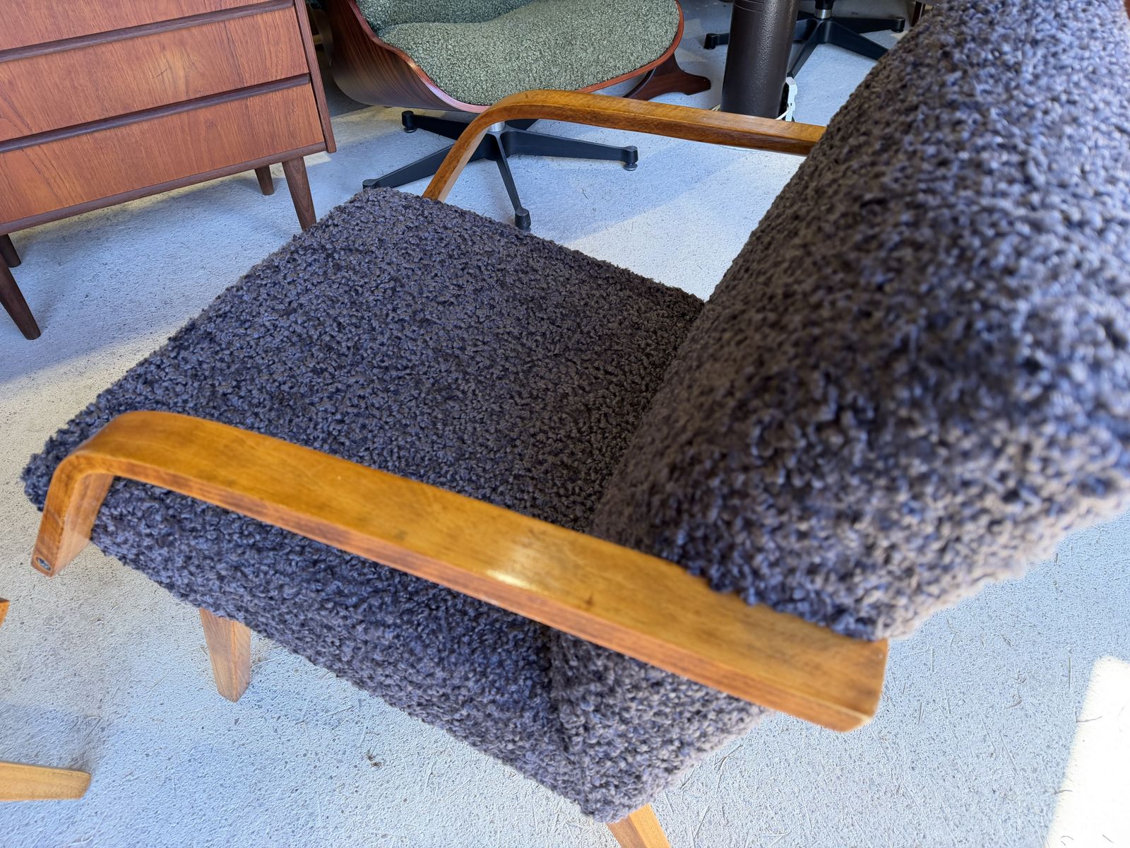 photo furniture Mid Century Brussels Expo 58 Armchairs By Jiří Jiroutek For Jitona, 1960s, Set Of 2