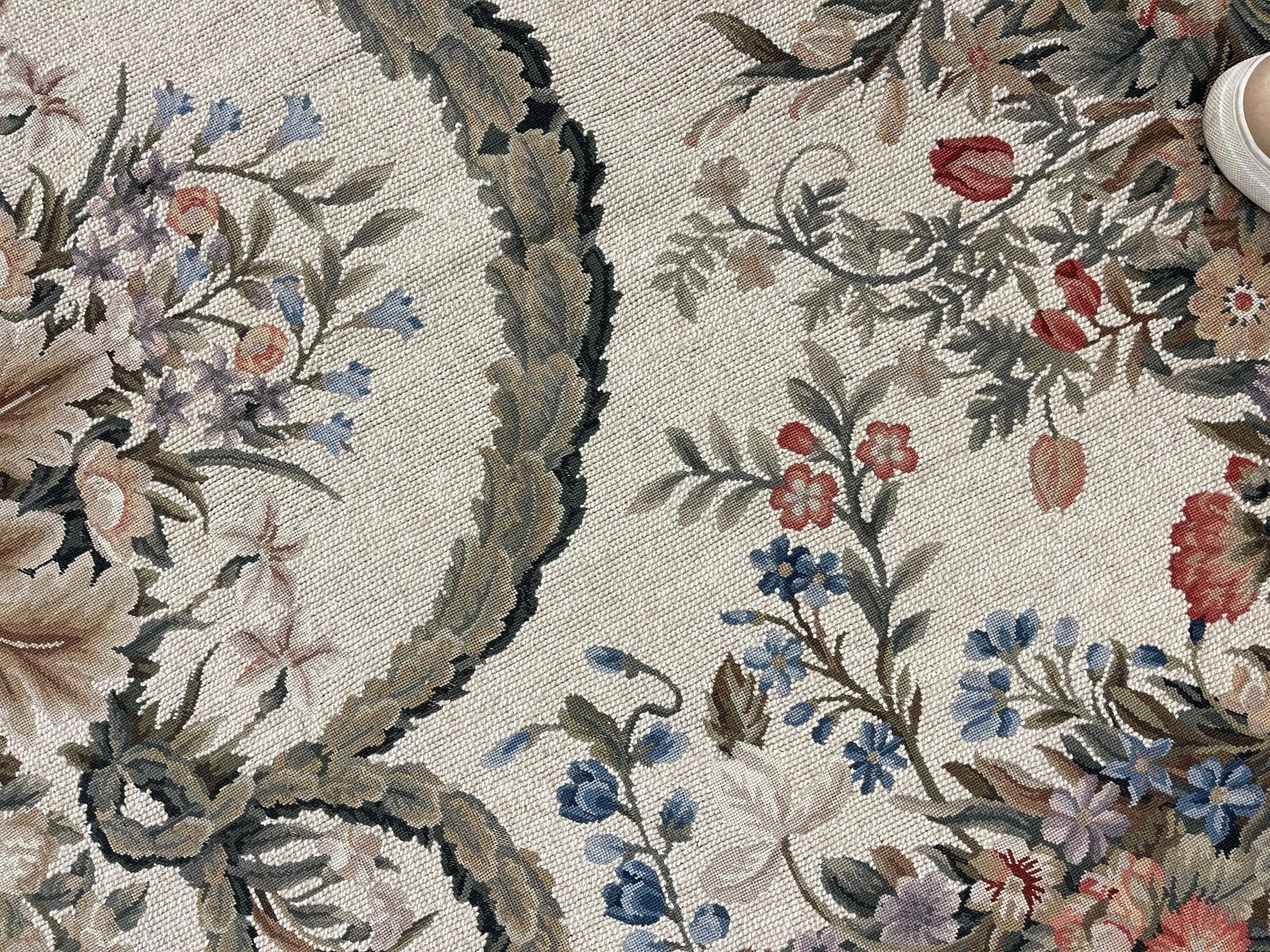 photo furniture Traditional Carpet Floral Aubusson Rug Magnificent Handwoven Wool Needlepoint