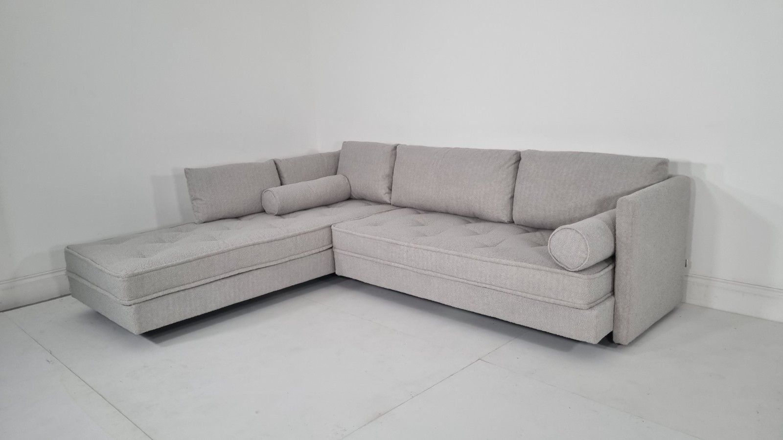 Ligne Roset Nomade L Shape In Grey Soft Boucle In Excellent Condition photo vinterior
