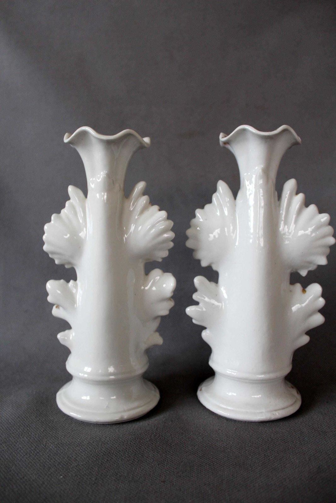 88.0 Set Van Twee Antieke Porseleinen Vieux Paris Kandelaars, 19e Eeuw – Koppelfigurines Man En Vrouw photo