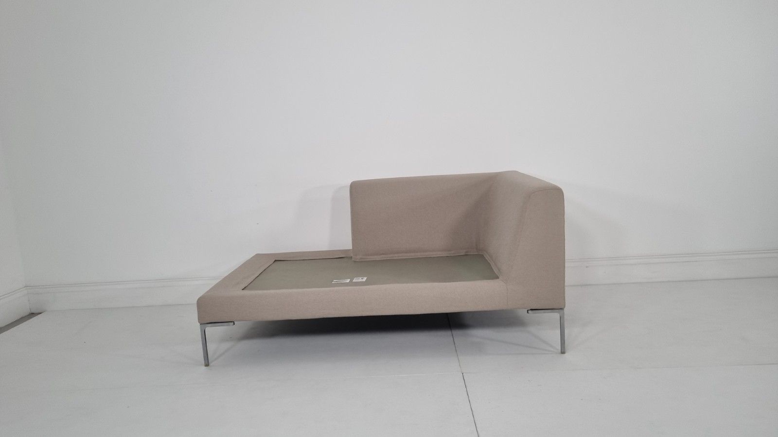 2700.0 Bb Italia Charles Chaise In Stone Boucle In Excellent Condition photo