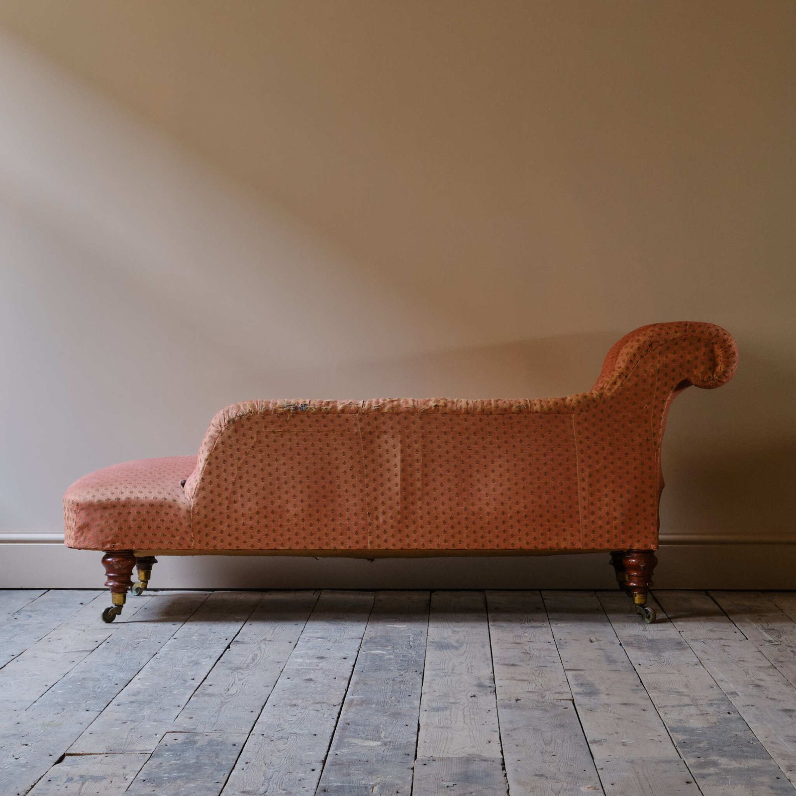 19th Century Holland & Sons Chaise Longue photo vinterior