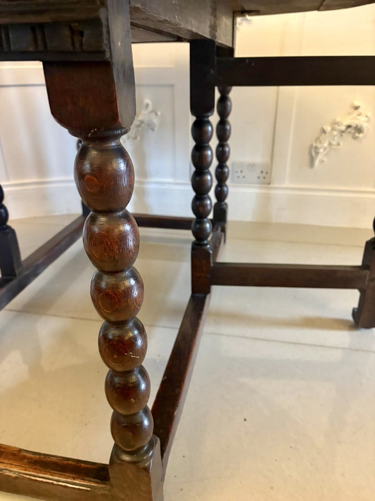 Exceptional Quality Antique 17th Century Oak Gateleg 6 Seater Dining Table With Bobbin Turned Legs photo Furniture