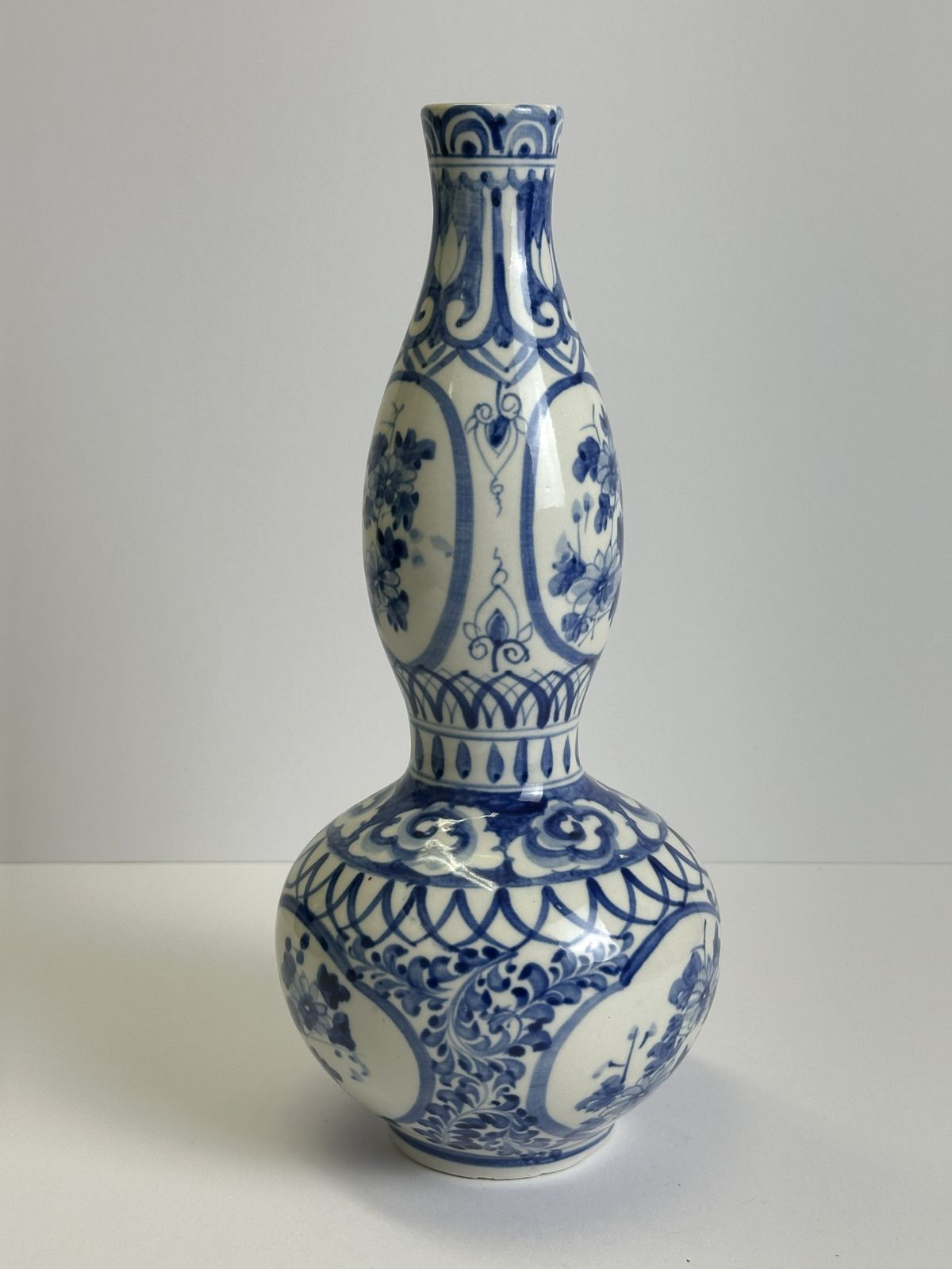 Chinese Blue And White Porcelain Huluping Double Gourd Vase, Ming Style, 1930s photo 432.0