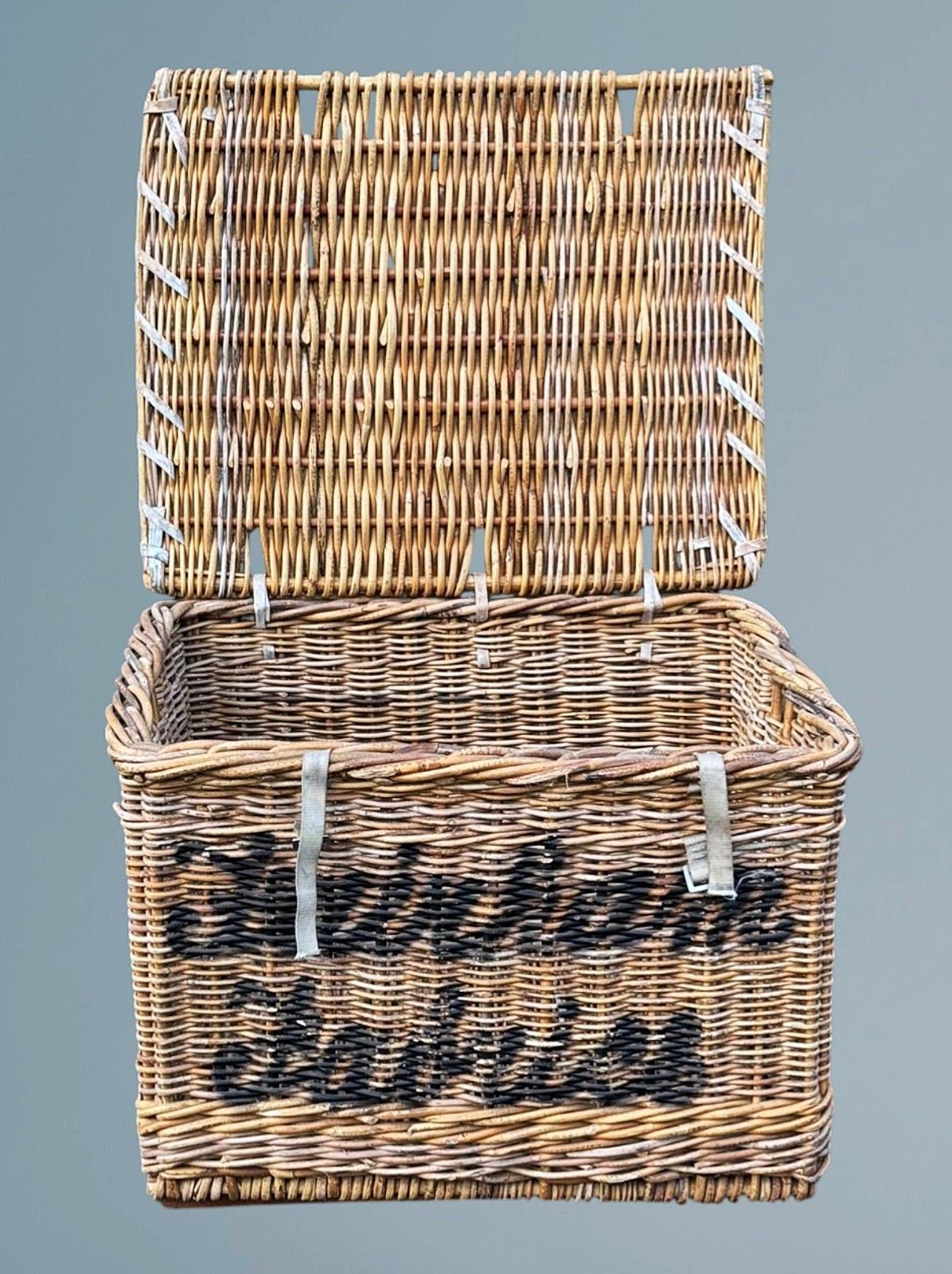 Large Antique Wicker Basket /Log Basket photo vinterior