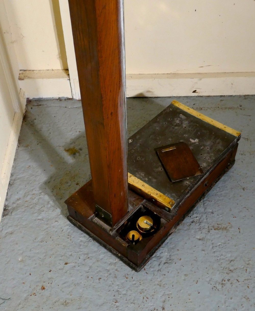 Home Decor Avery Brass Height & Weight Standing Jockey Scales From Market Rasen Racecourse photo
