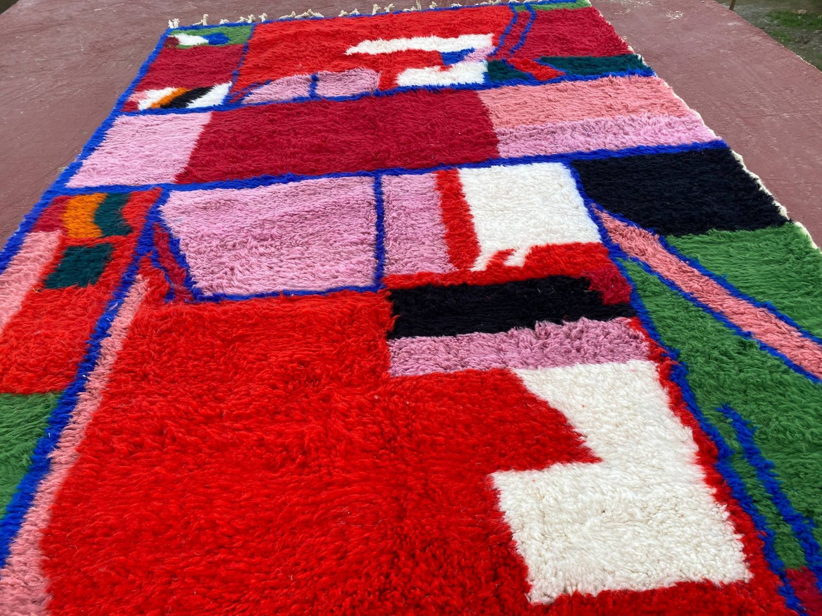 Contemporary Moroccan Beni Ouarain Rug 300x200cm – Bold Abstract Multicolour Wool Carpet photo vinterior