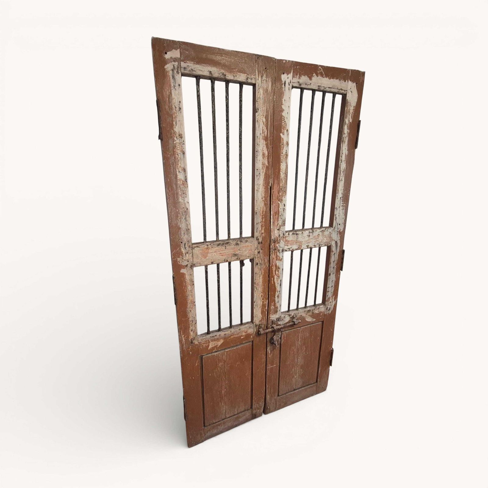photo vinterior Antique Indian Jali Doors Pair 182cm X 91.5cm | Rustic Wooden Panel Doors With Metal Bars | Architectural Salvage
