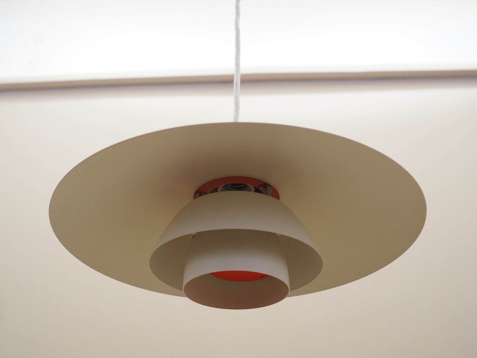 Hanglamp, Deens Design, Jaren 1960, Ontwerper: Poul Henningsen, Fabrikant: Louis Poulsen photo for sale