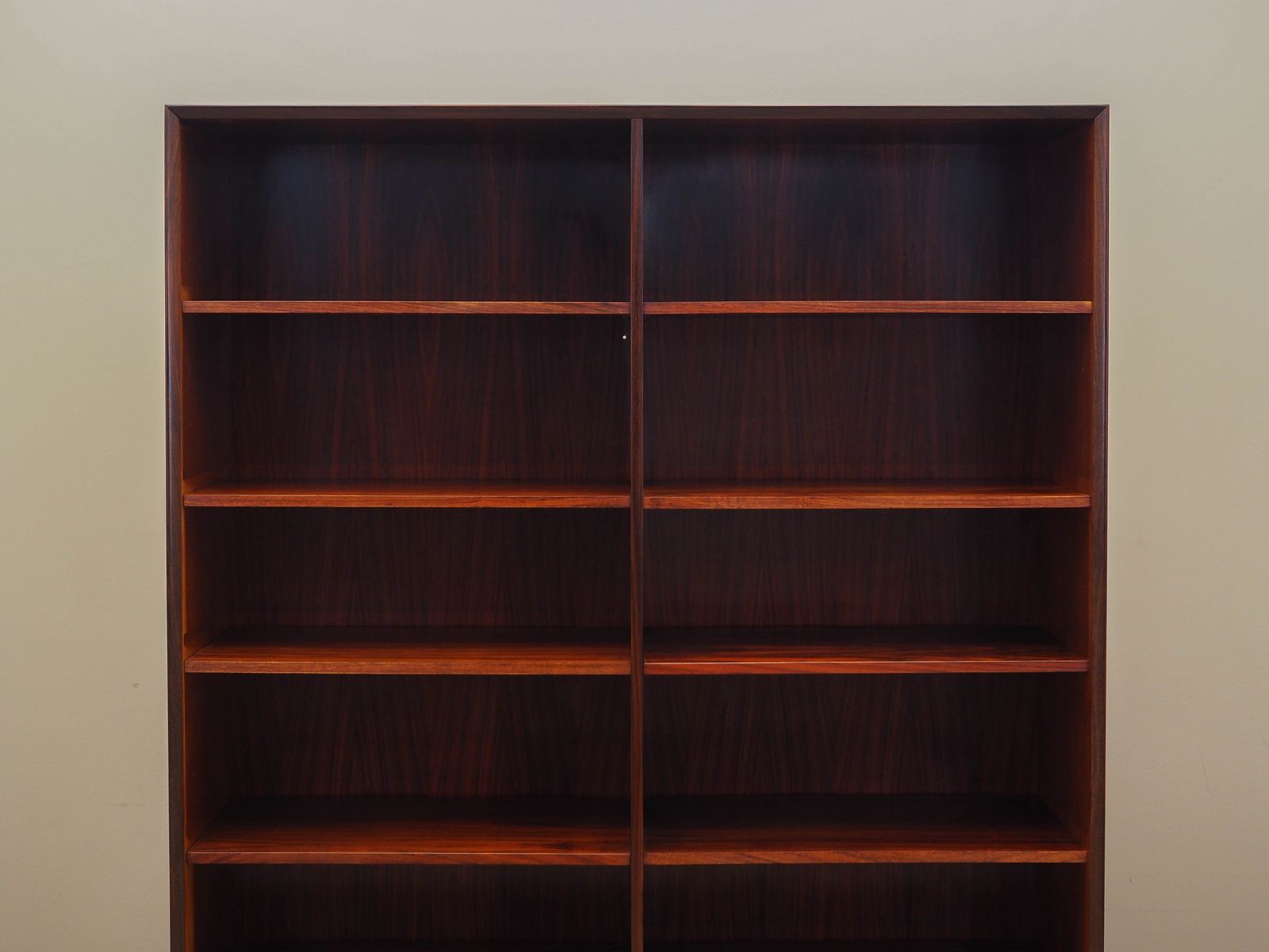 Vintage Boekenkast, Deens Design, Jaren 1970, Fabrikant: Hundevad photo for sale