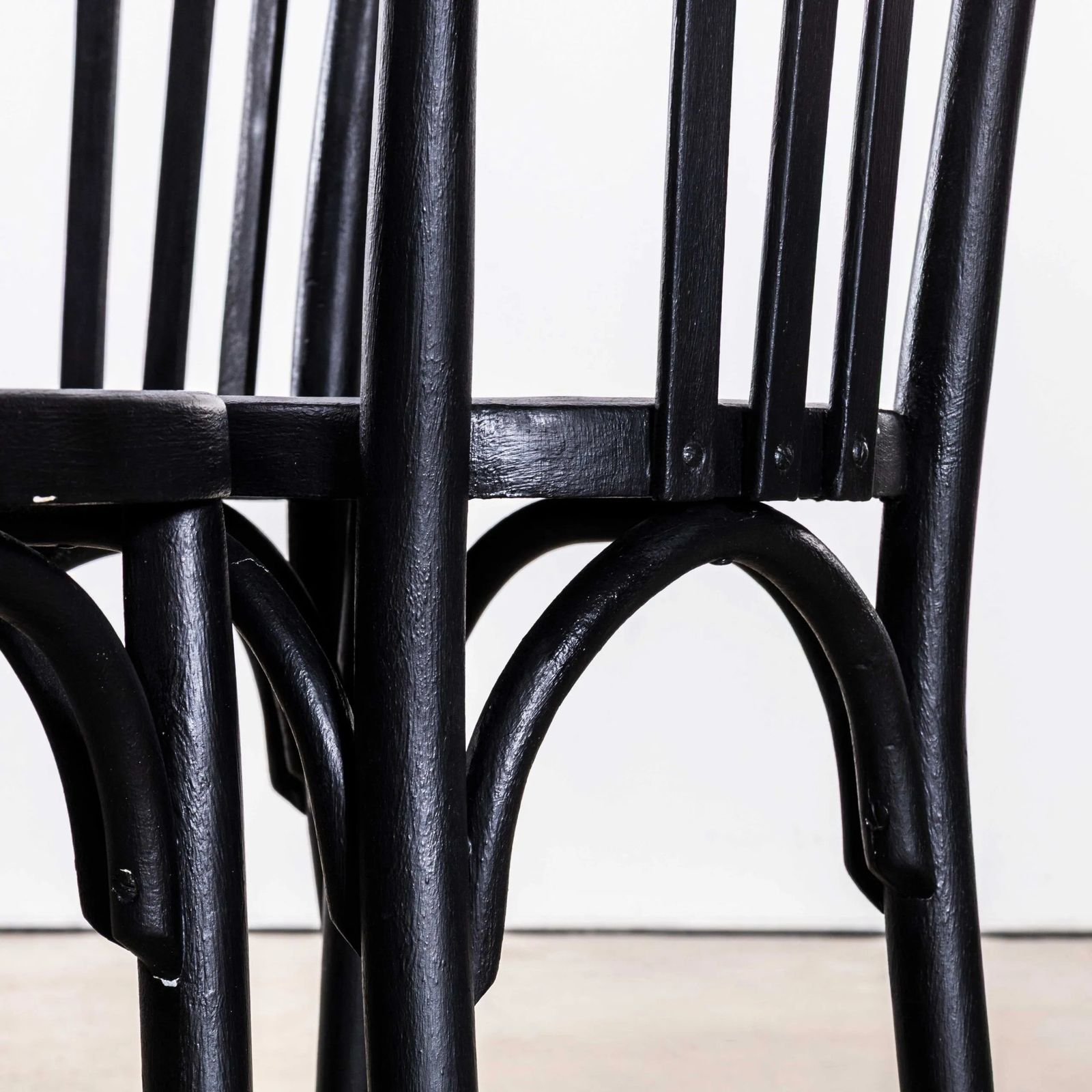 1940’s Tall Dark Oak Bentwood Dining Chairs  Set Of Four photo Furniture