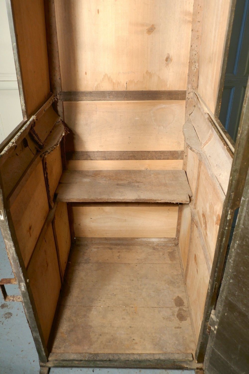 French Château De Chasse, Sedan Chair, Original Unrestored Circa 1740 photo 7500.0