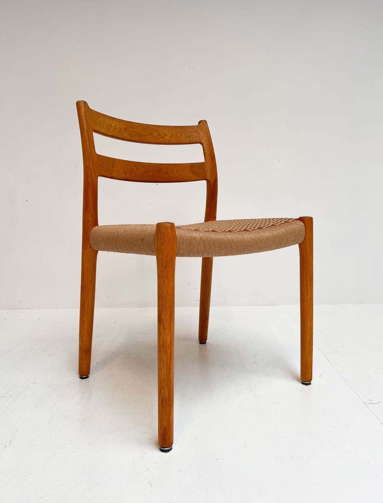photo vintage Set Of 4 Model 84 Chairs By Niels Otto Møller, 1960s