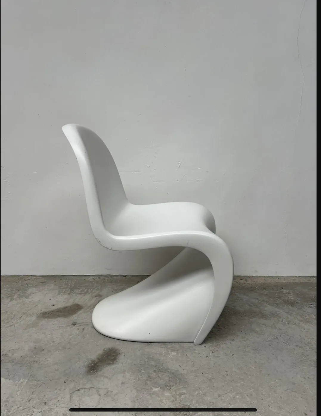 Six Verner Panton Chairs photo furniture