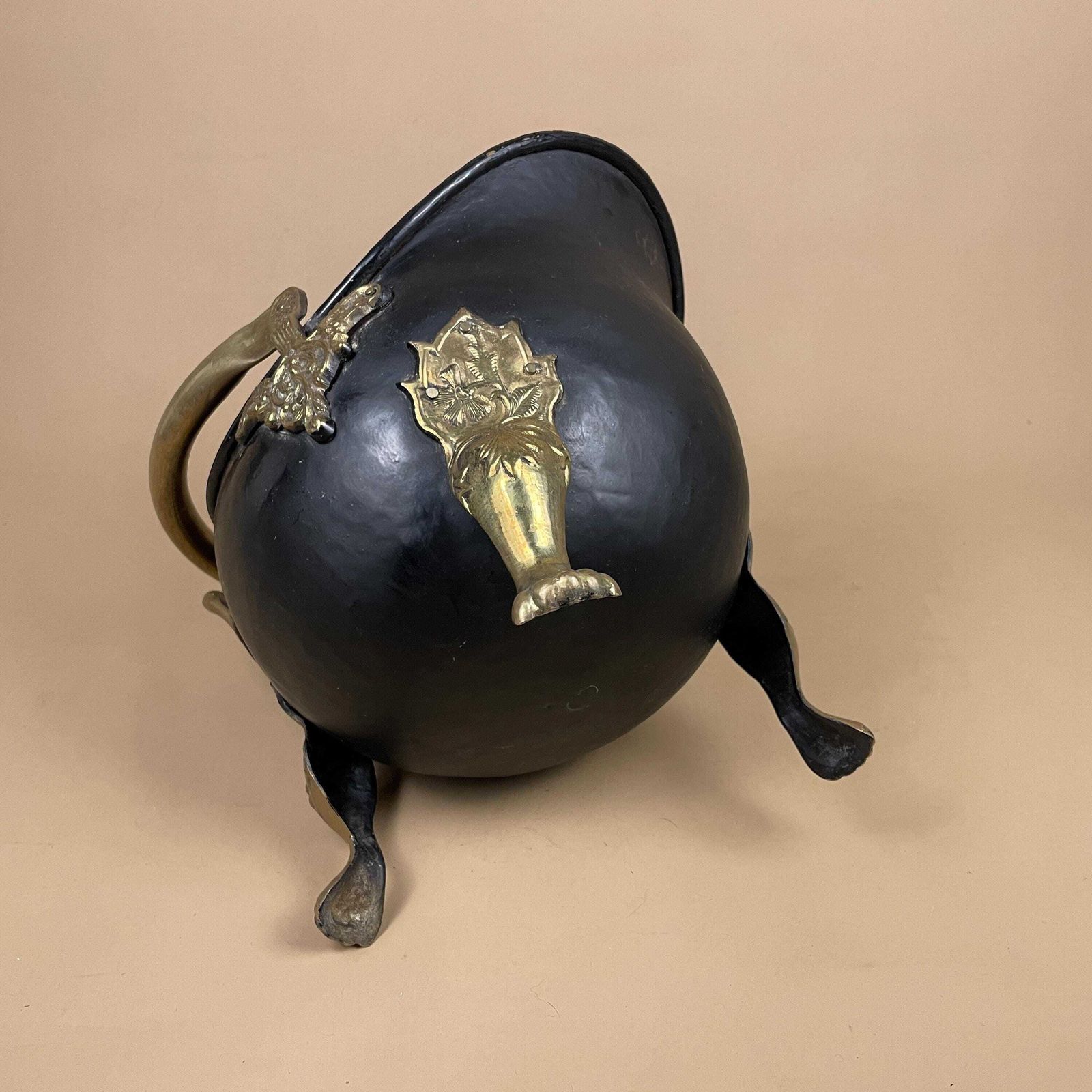 75.0 Antique Metal Gold Brass Black Coal Bucket Handle Fireside Fire Side Scuttle Log Helmet Farmhouse Cottage Vintage Fireplace 3 Ornate Feet photo