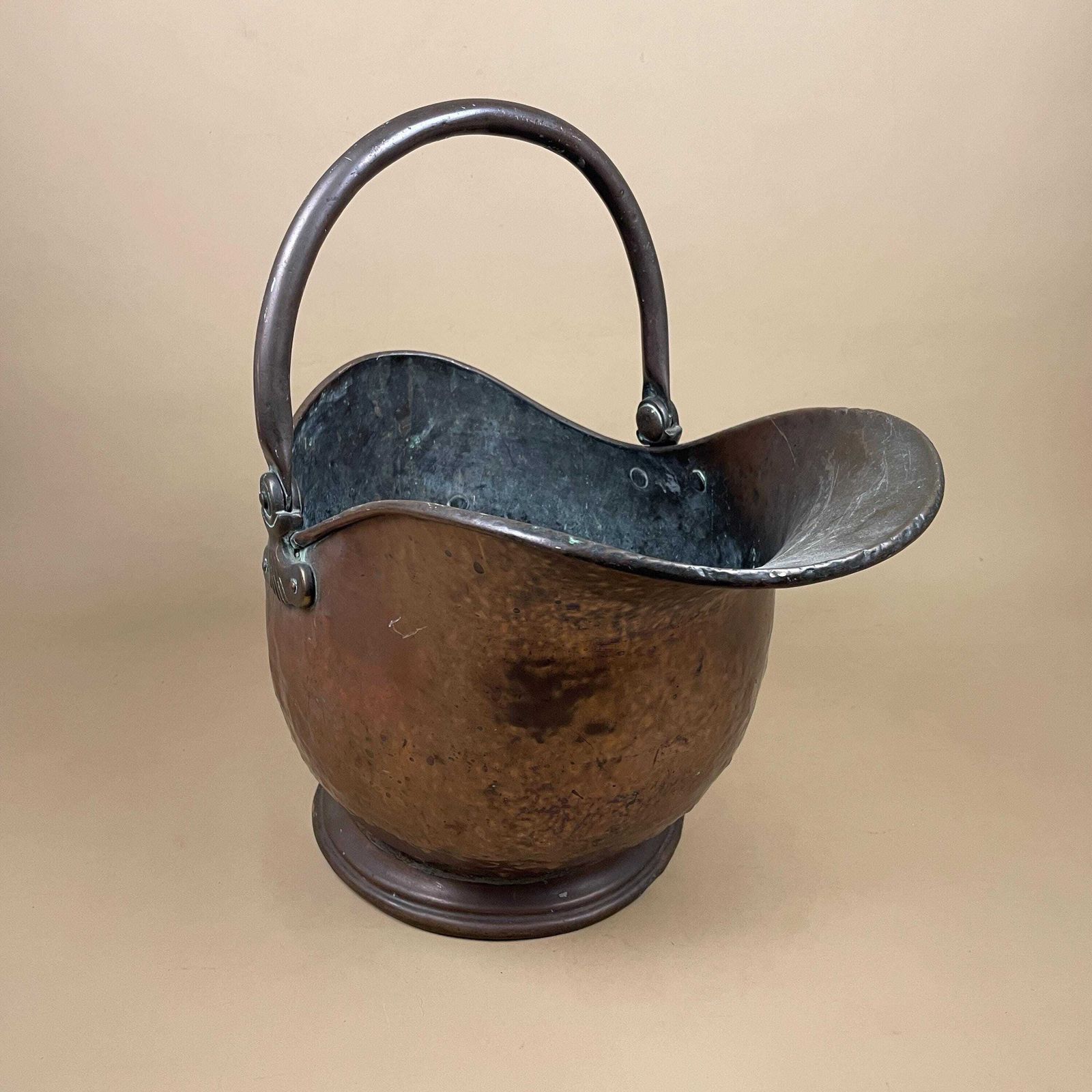 photo for sale Antique Metal Copper Coal Bucket Handle Fireside Fire Side Scuttle Helmet Farmhouse Cottage Vintage Fireplace Logs Brush Tool Art Nouveau