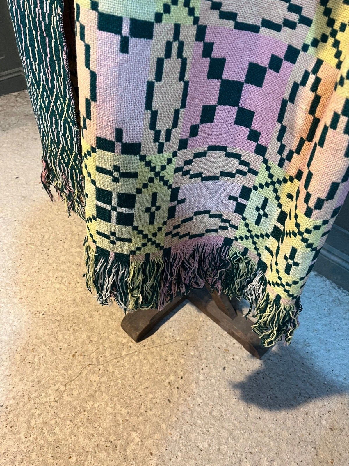 photo for sale Vintage Welsh Wool Blanket Reversible Derw Mill Pink/Green Woven 100% Wool
