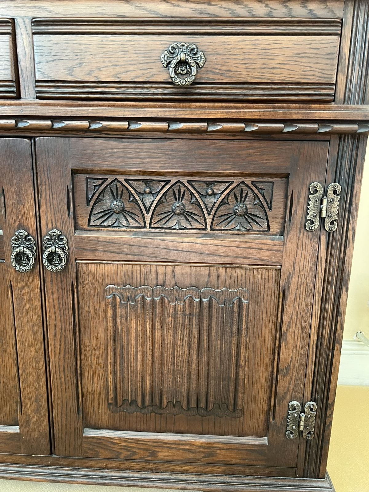 Wood Bros Old Charm Sovereign Dresser Sideboard With A Tudor Brown Traditional Finish photo vintage