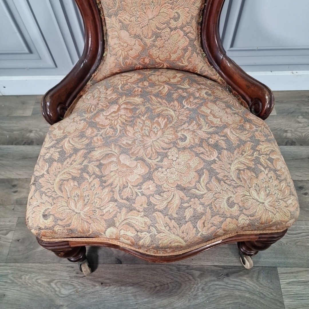 Antique Victorian Lounge Chair Spoon Back Fireside Carved Nursing Seat Wooden photo vinterior