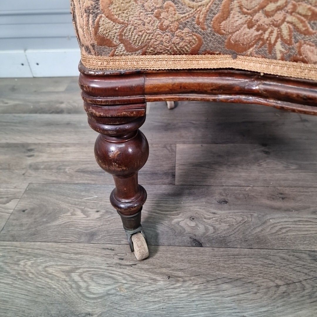 220.0 Antique Victorian Lounge Chair Spoon Back Fireside Carved Nursing Seat Wooden photo