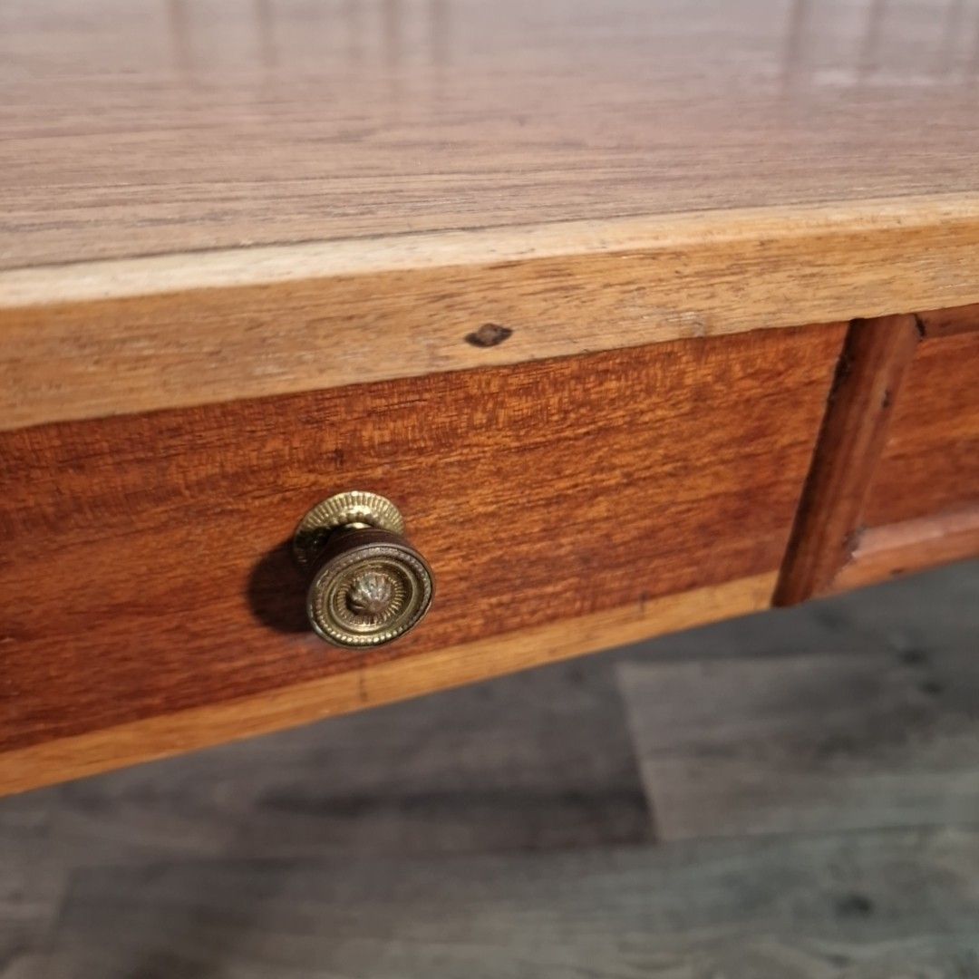 Furniture Vintage Wooden Coffee Table With Drawer – Queen Anne Legs – Oak Wood Retro Side photo