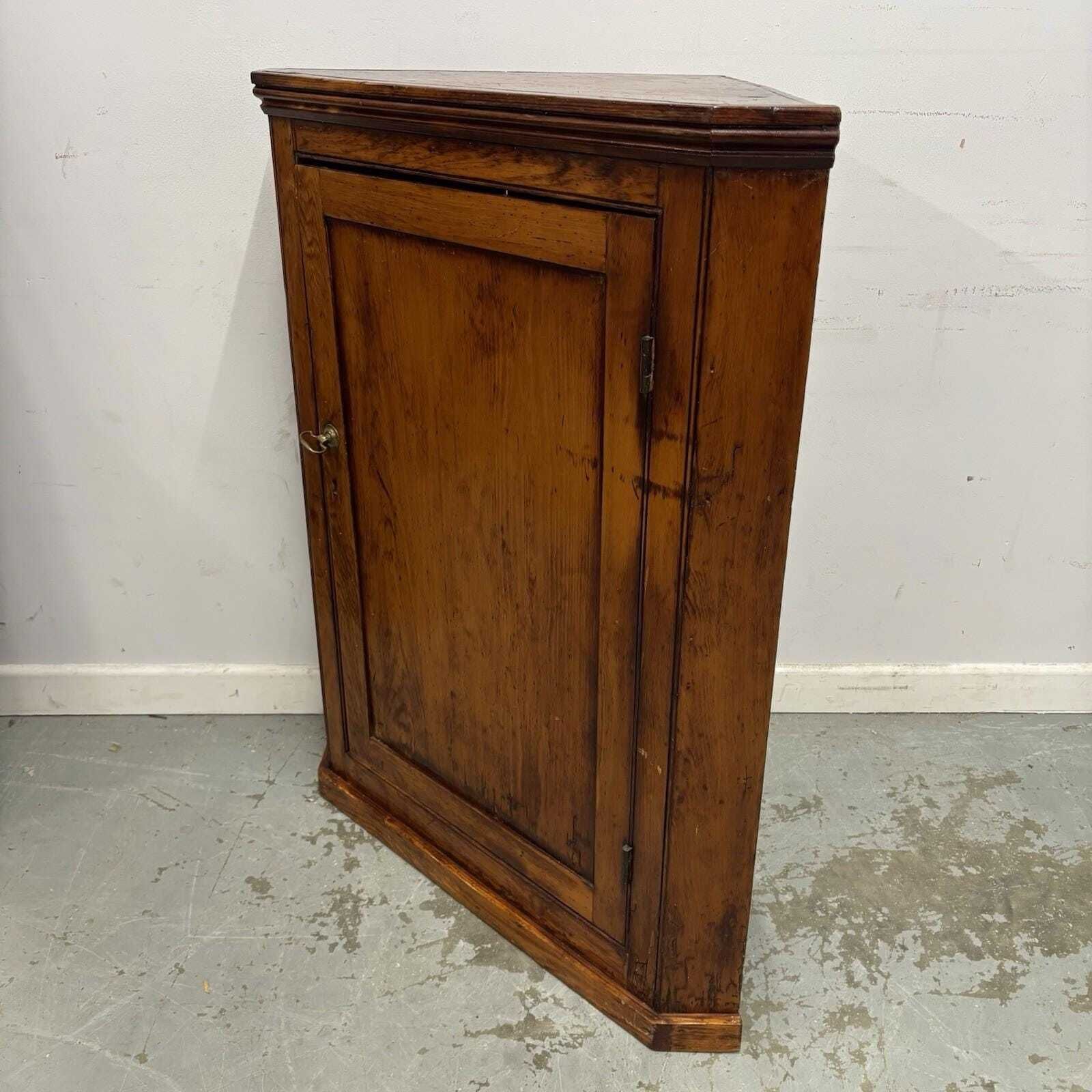 photo vinterior Vintage Wood Corner Cabinet – Vintage Panelled Cupboard With Shelves