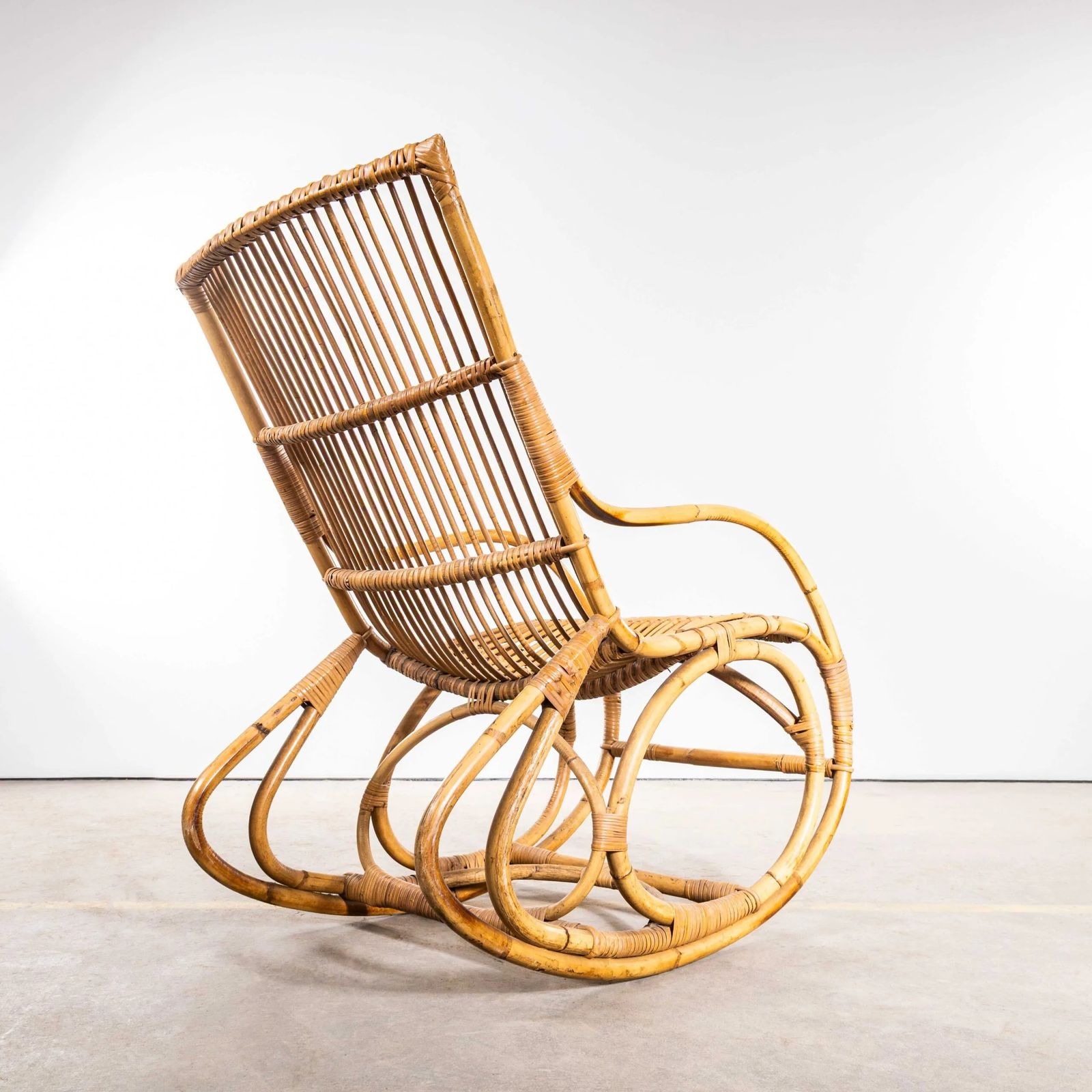 1960’s Original French Rattan Rocking Chair photo vinterior